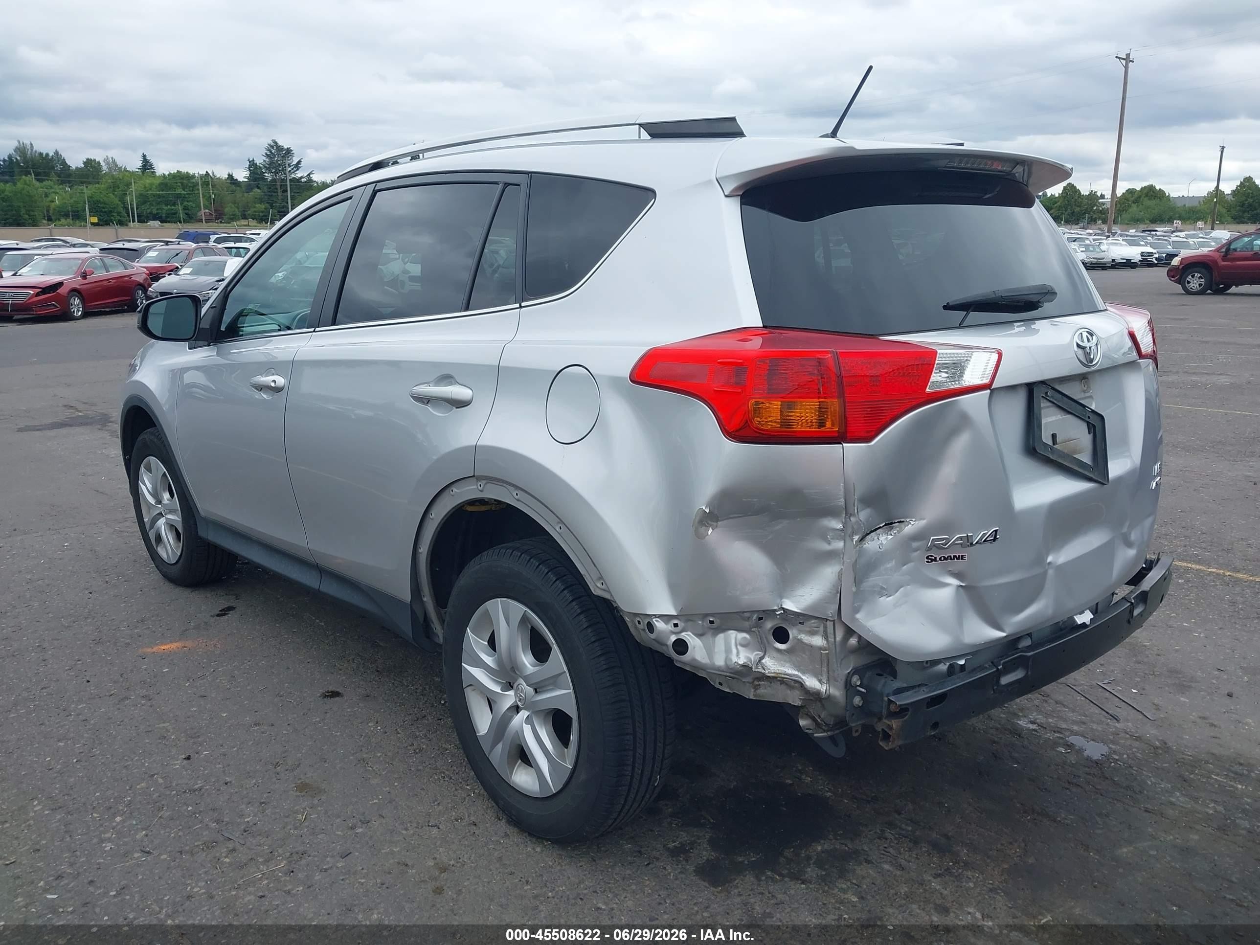 2013 Toyota Rav4 Le Silver vin: 2T3BFREV8DW106343