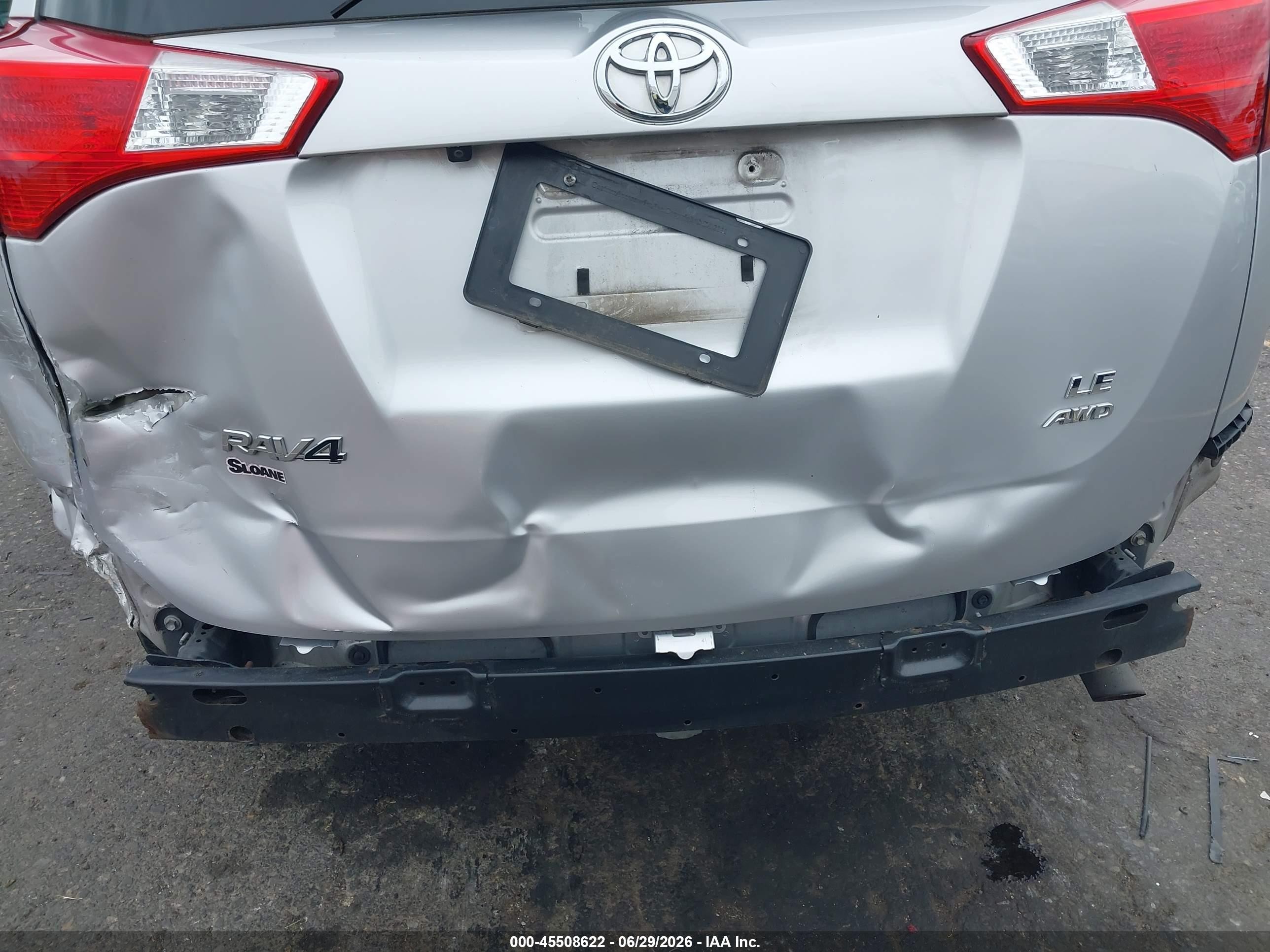 2013 Toyota Rav4 Le Silver vin: 2T3BFREV8DW106343