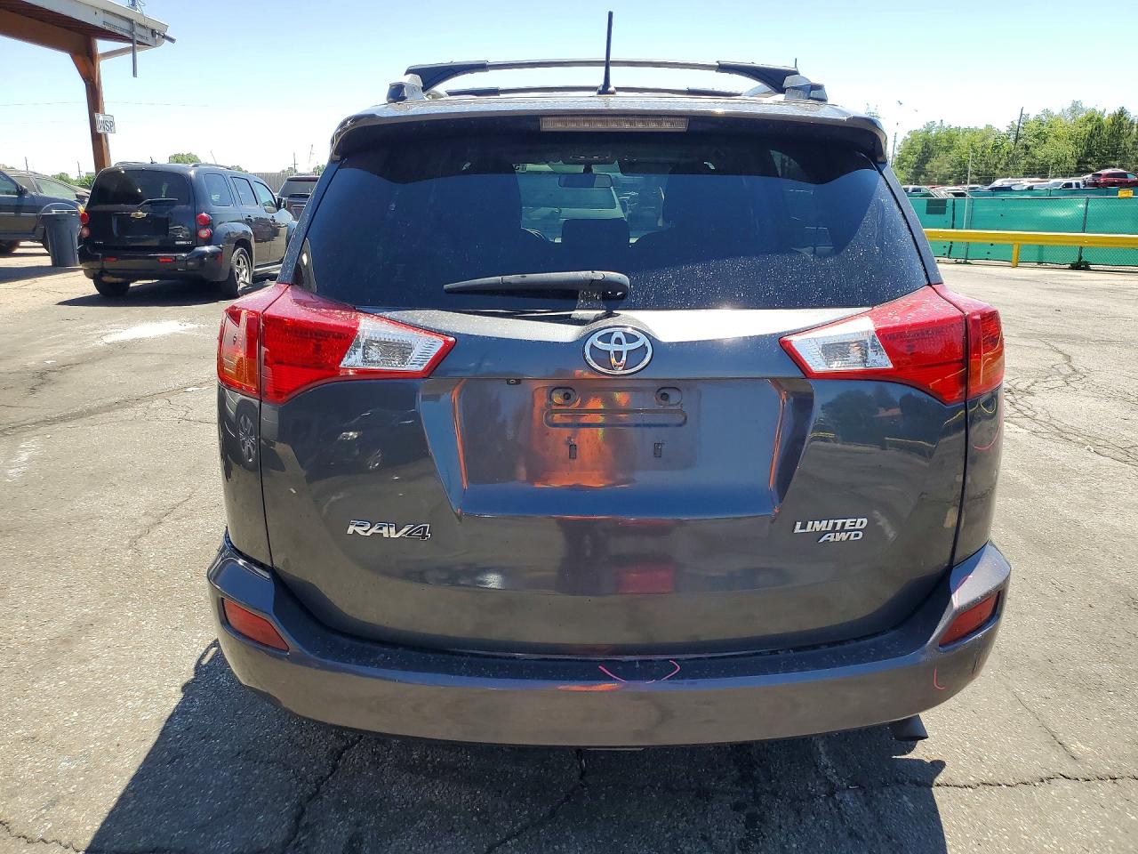 2013 Toyota Rav4 Le Gray vin: 2T3BFREV8DW115723