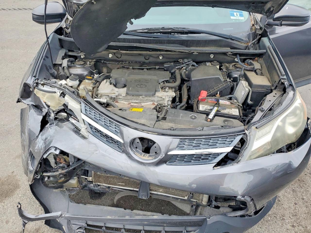 2014 Toyota Rav4 Le Серый vin: 2T3BFREV8EW192738