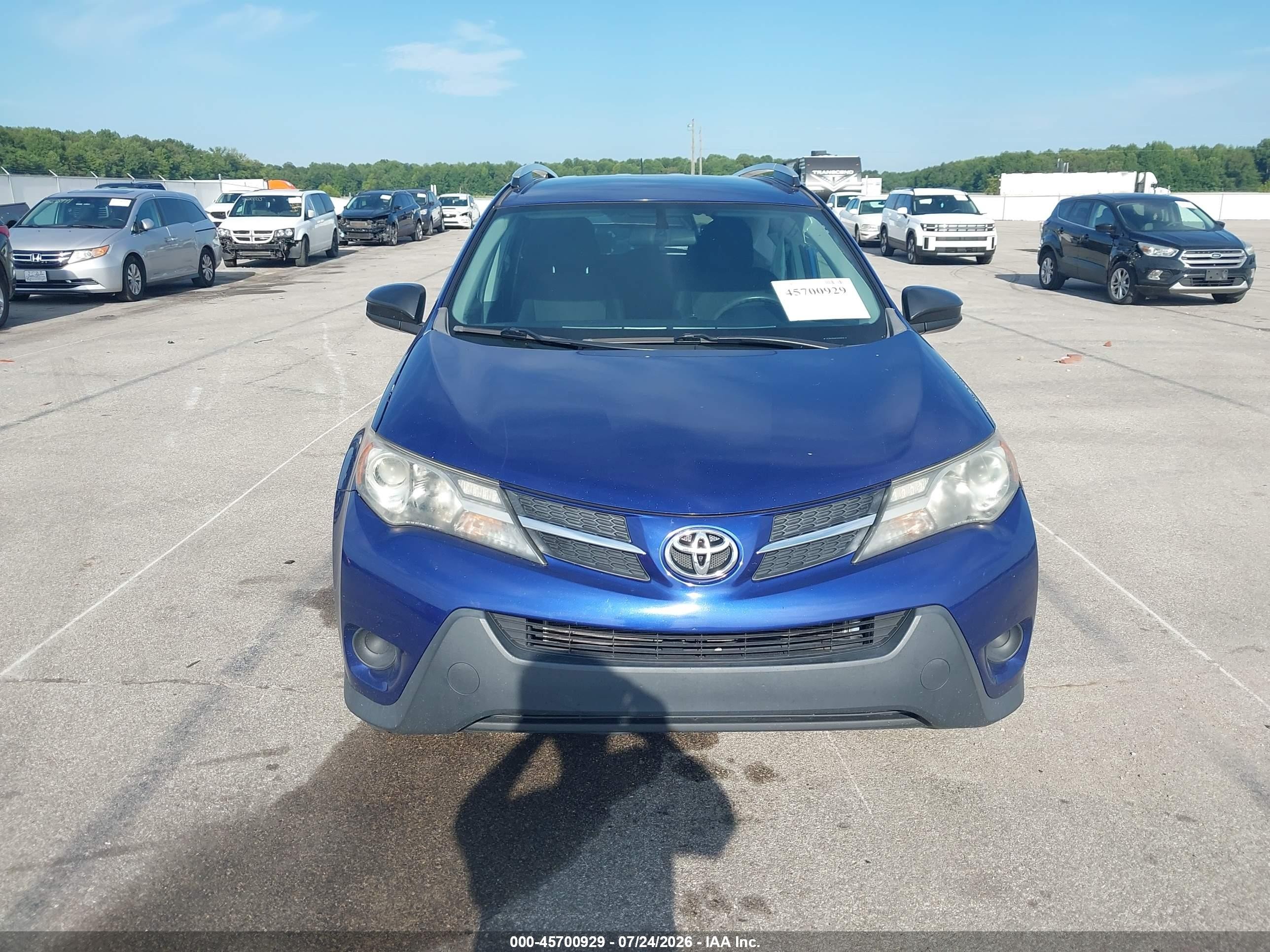 2015 Toyota Rav4 Le Blue vin: 2T3BFREV8FW250316
