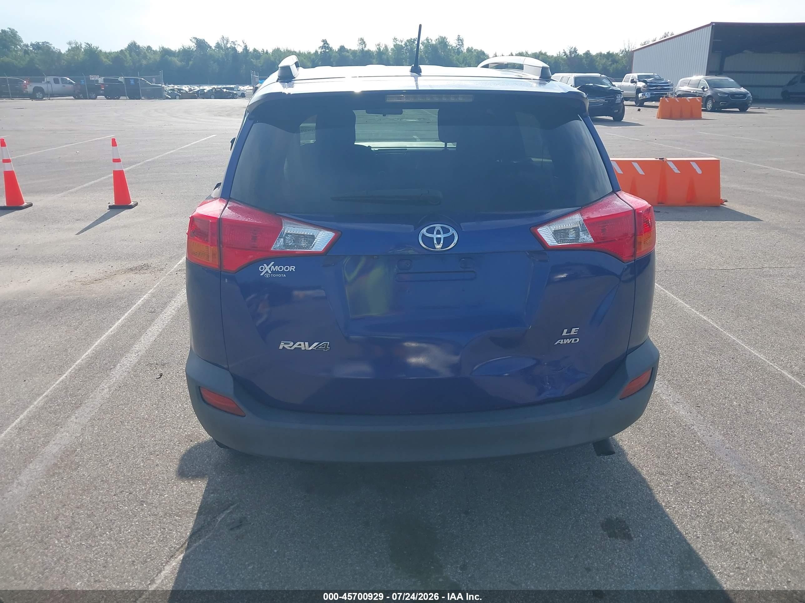 2015 Toyota Rav4 Le Blue vin: 2T3BFREV8FW250316