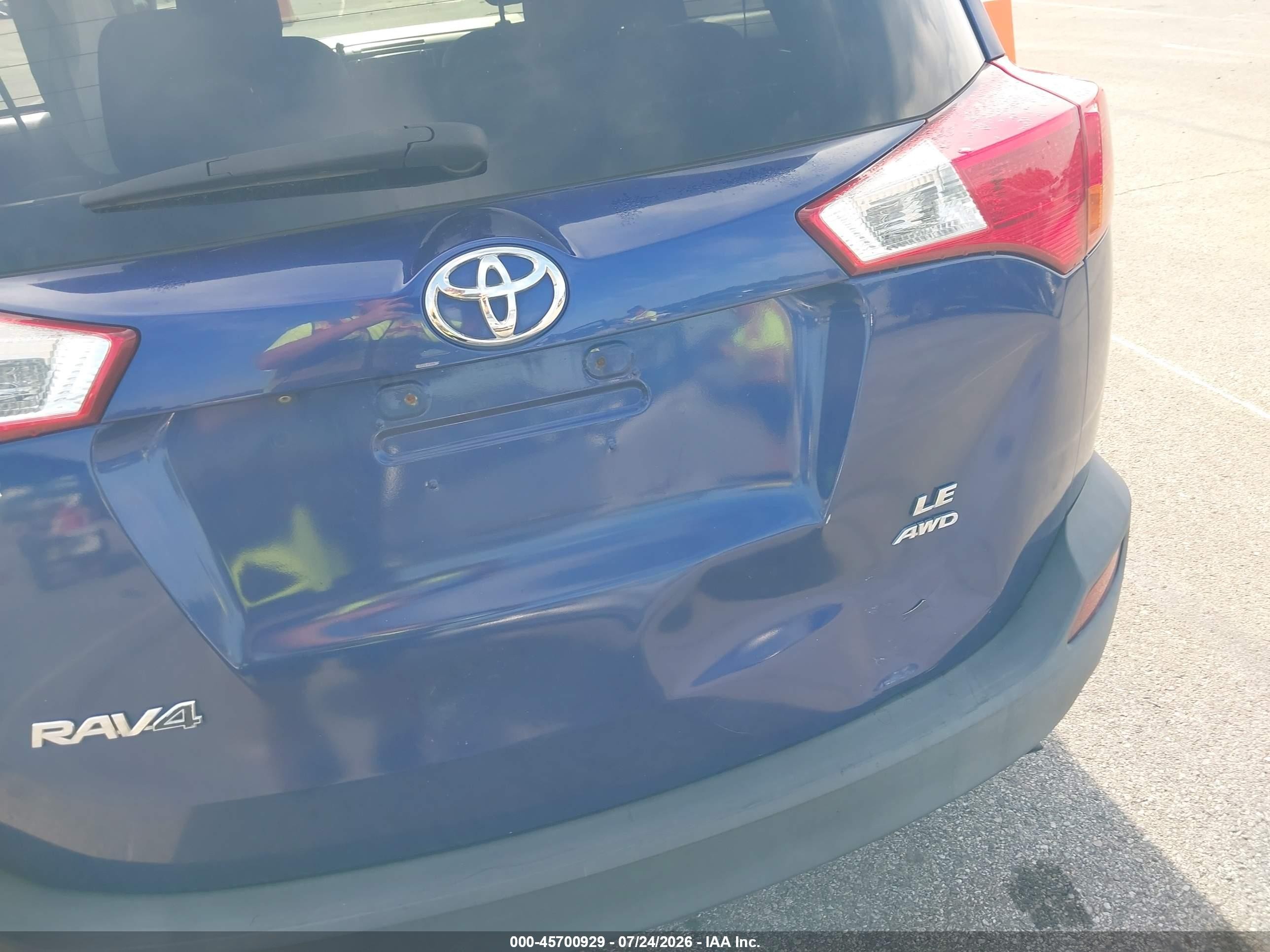 2015 Toyota Rav4 Le Blue vin: 2T3BFREV8FW250316