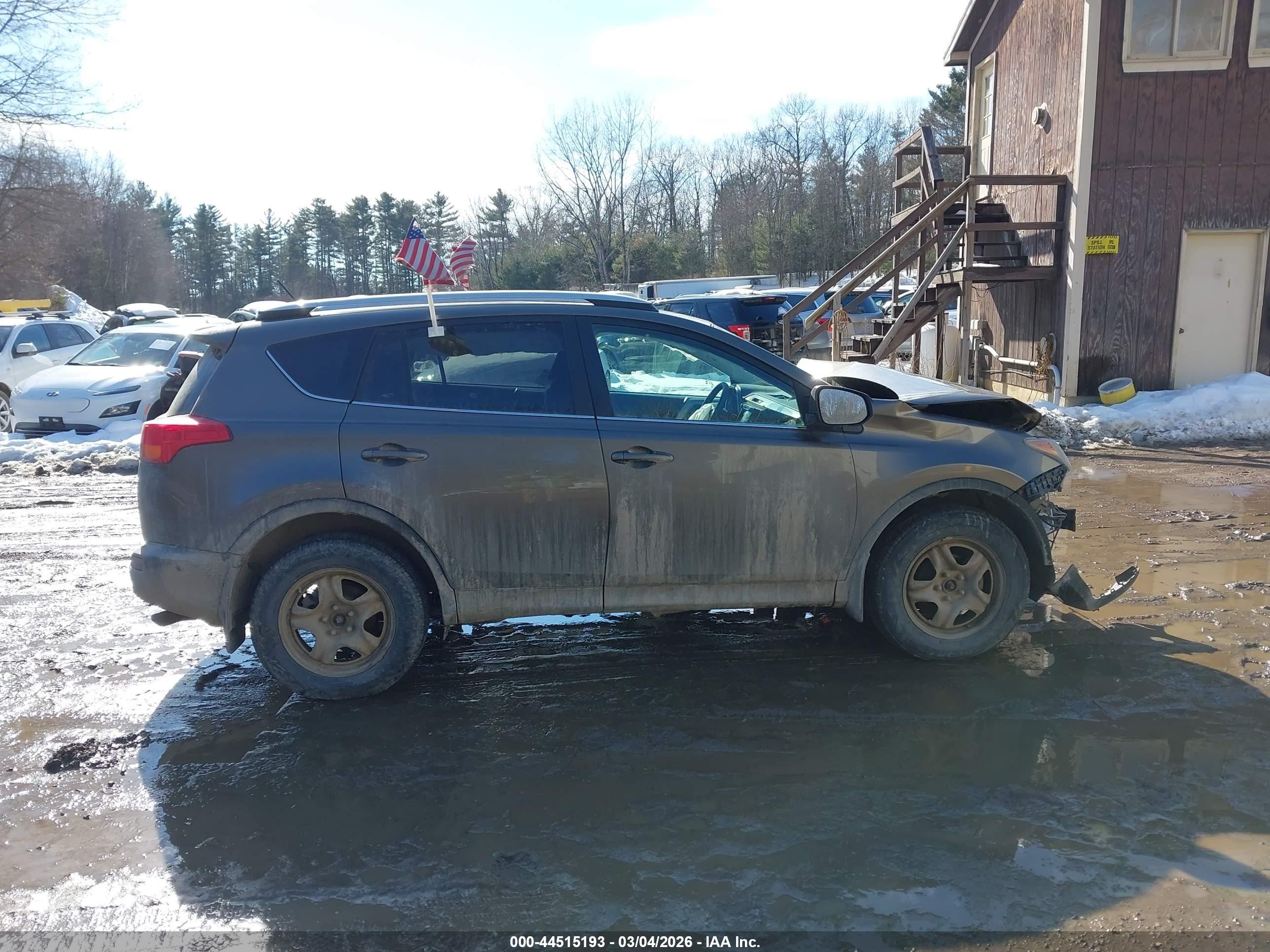 2015 Toyota Rav4 Le Gold vin: 2T3BFREV8FW250493