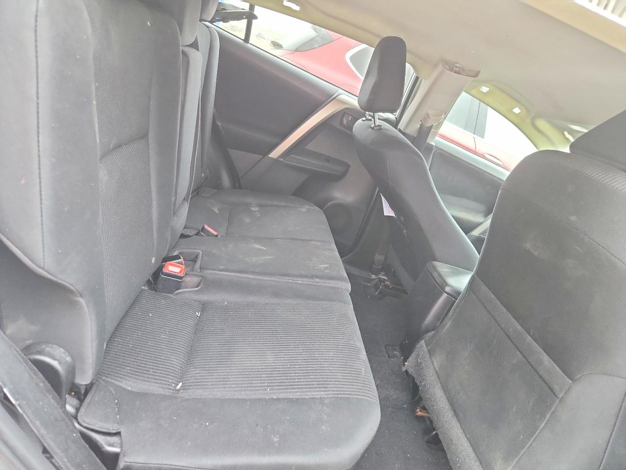 2015 Toyota Rav4 Le Белый vin: 2T3BFREV8FW264068