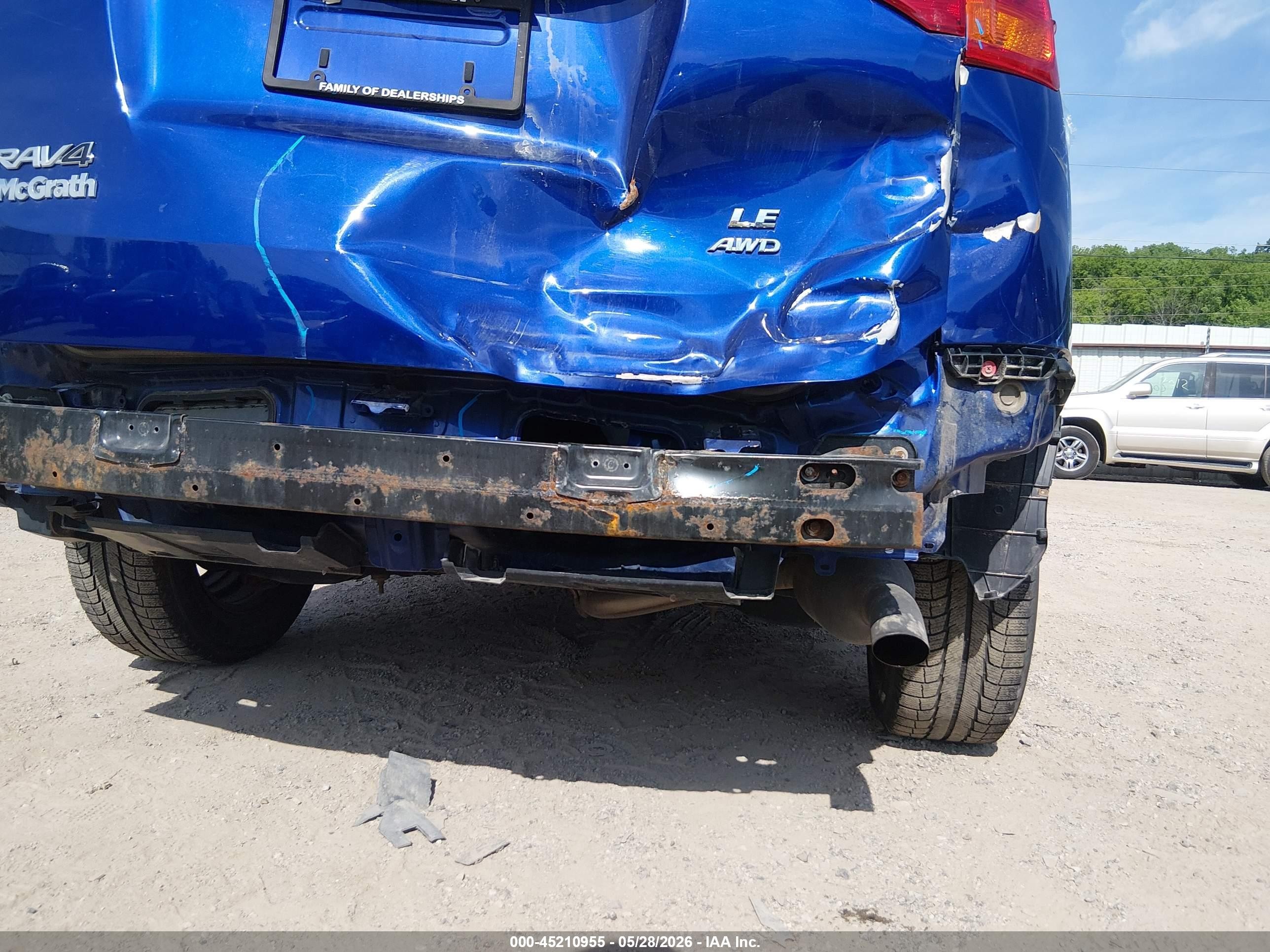 2015 Toyota Rav4 Le Blue vin: 2T3BFREV8FW274860