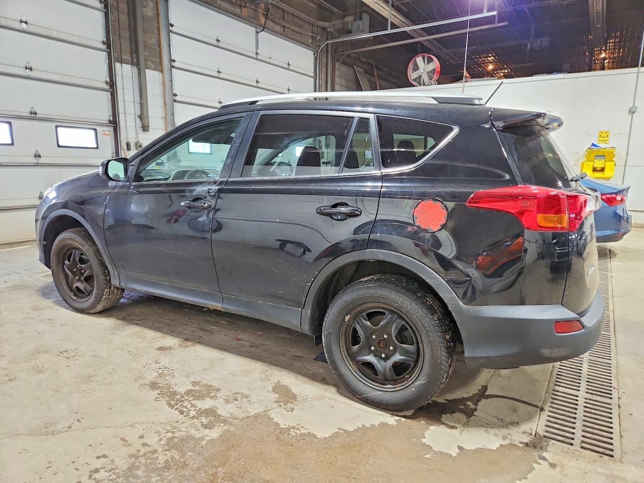2015 Toyota Rav4 Le Black vin: 2T3BFREV8FW299015