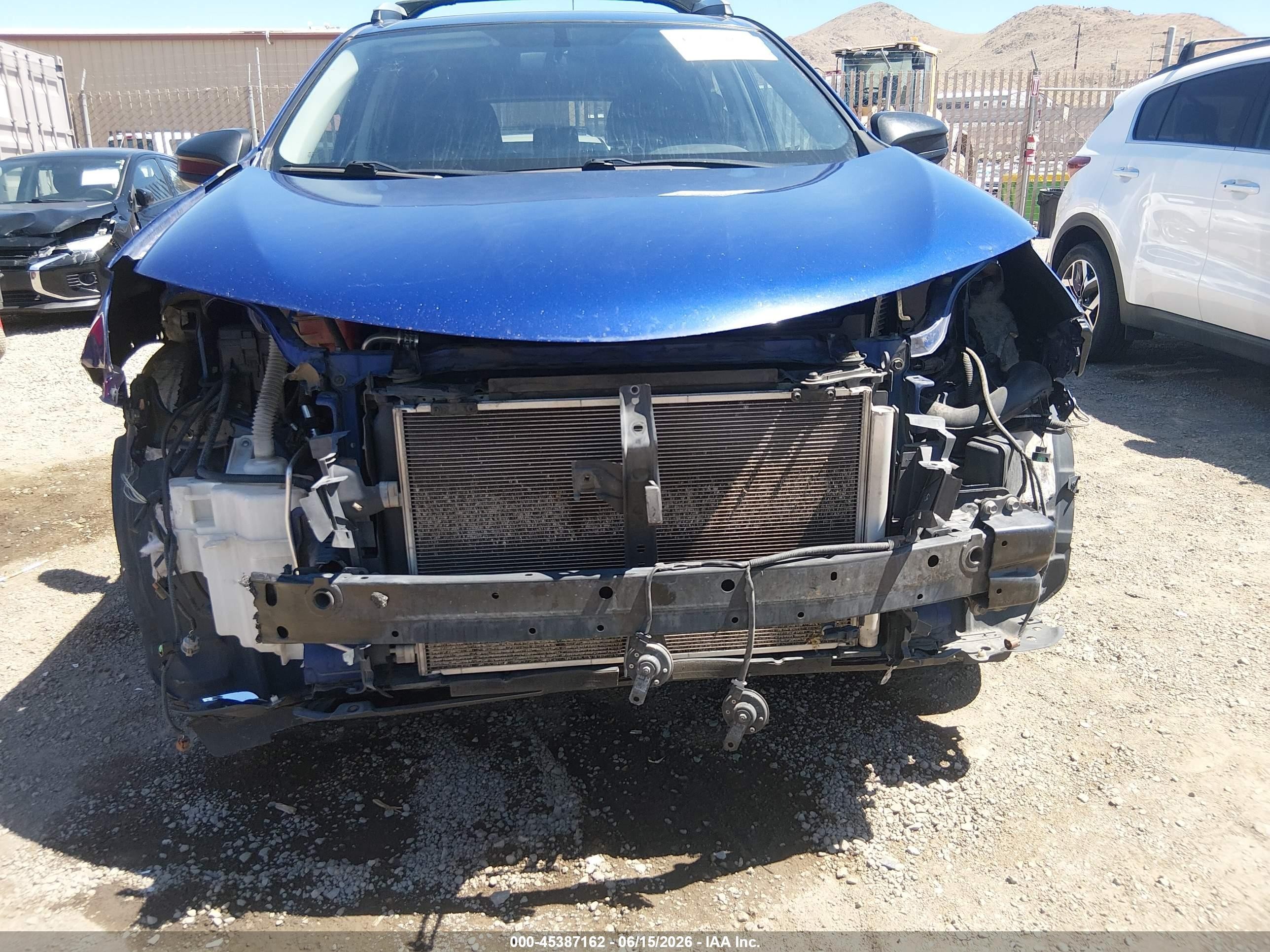 2015 Toyota Rav4 Le Blue vin: 2T3BFREV8FW392083