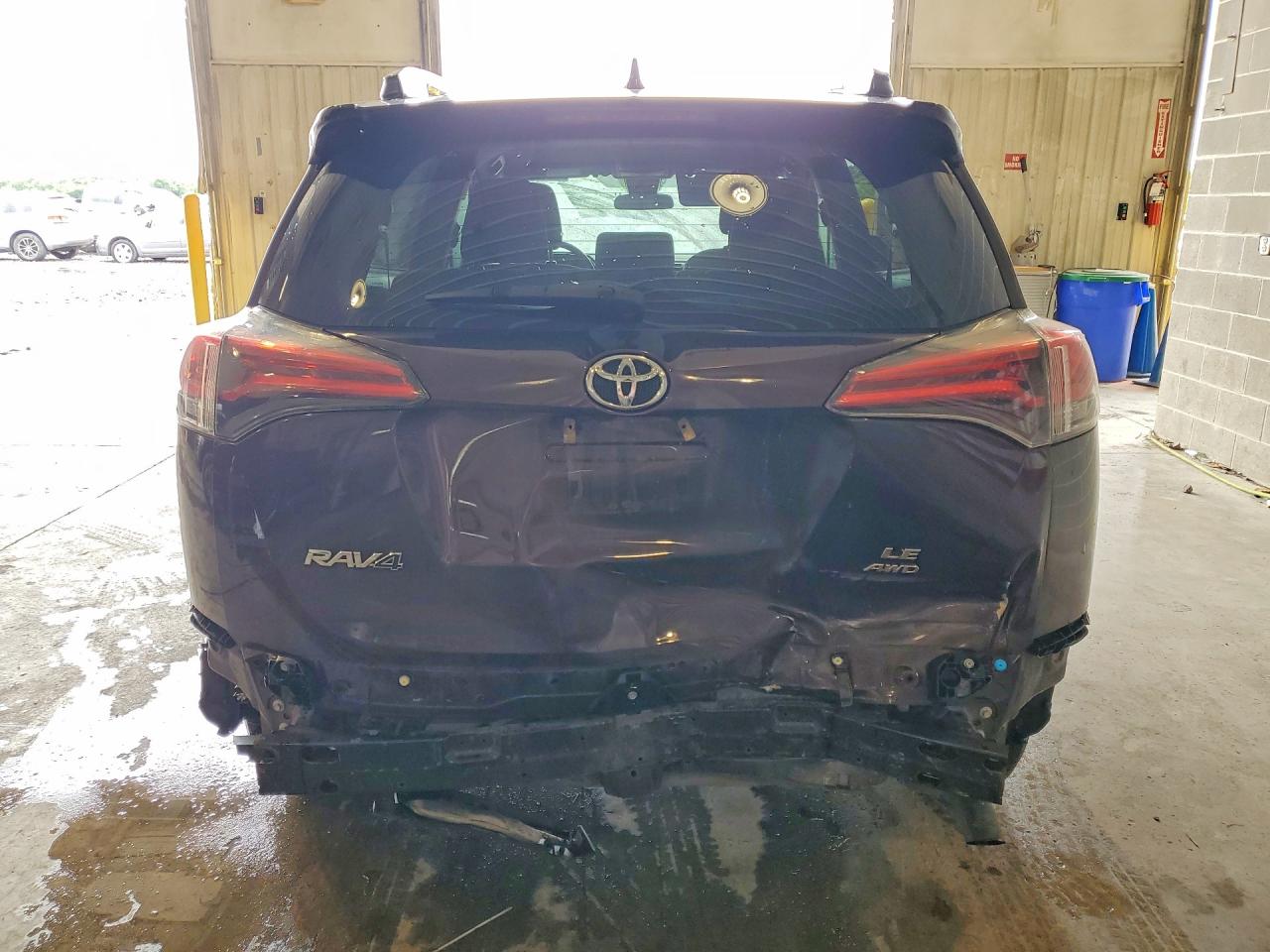 2017 Toyota Rav4 Le Purple vin: 2T3BFREV8HW589063