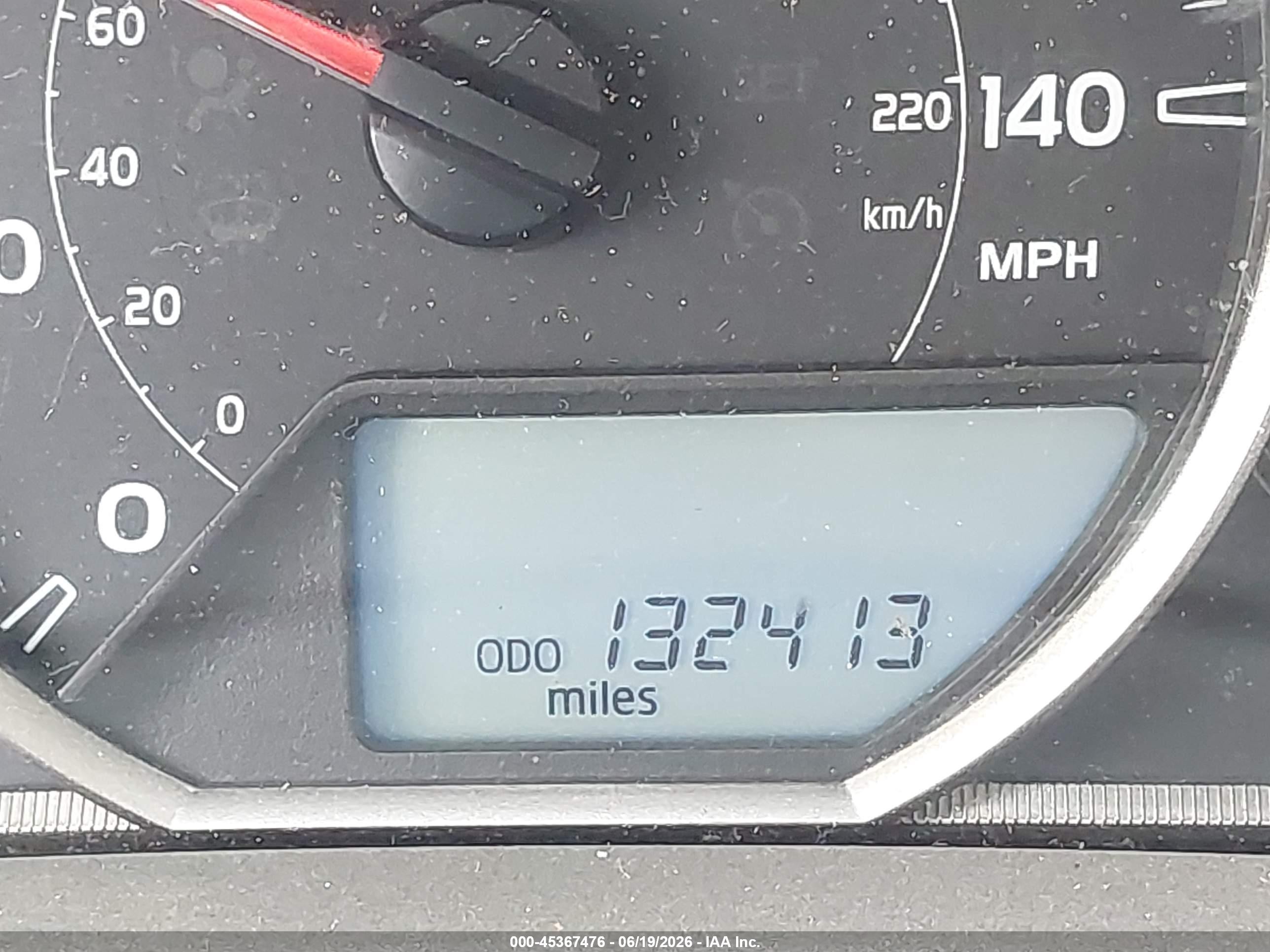 2013 Toyota Rav4 Le Silver vin: 2T3BFREV9DW033693