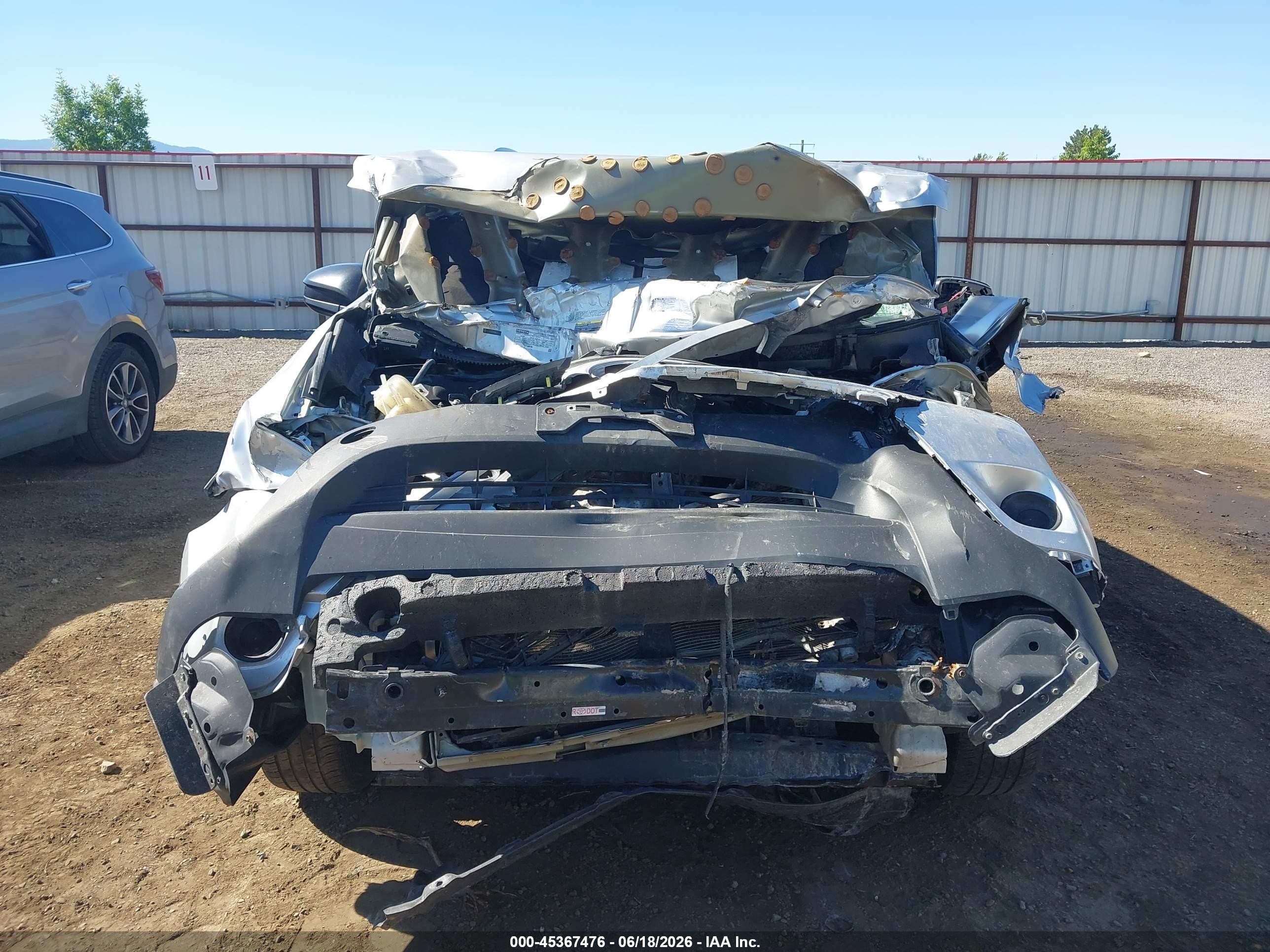 2013 Toyota Rav4 Le Silver vin: 2T3BFREV9DW033693