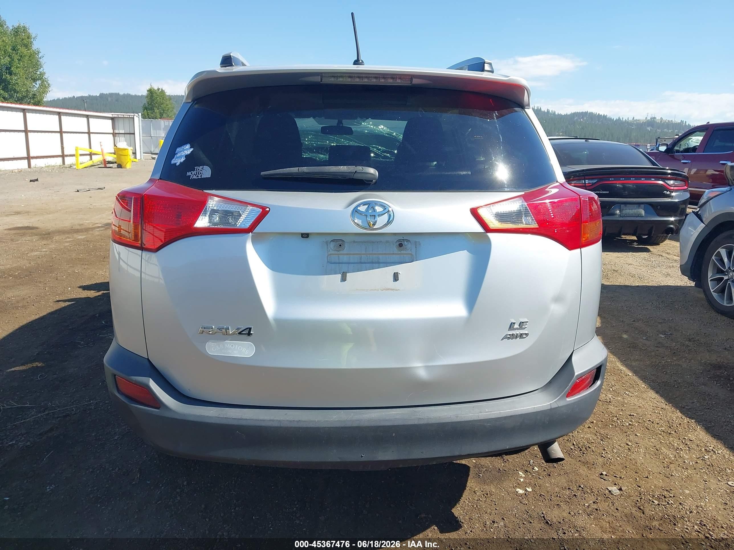 2013 Toyota Rav4 Le Silver vin: 2T3BFREV9DW033693