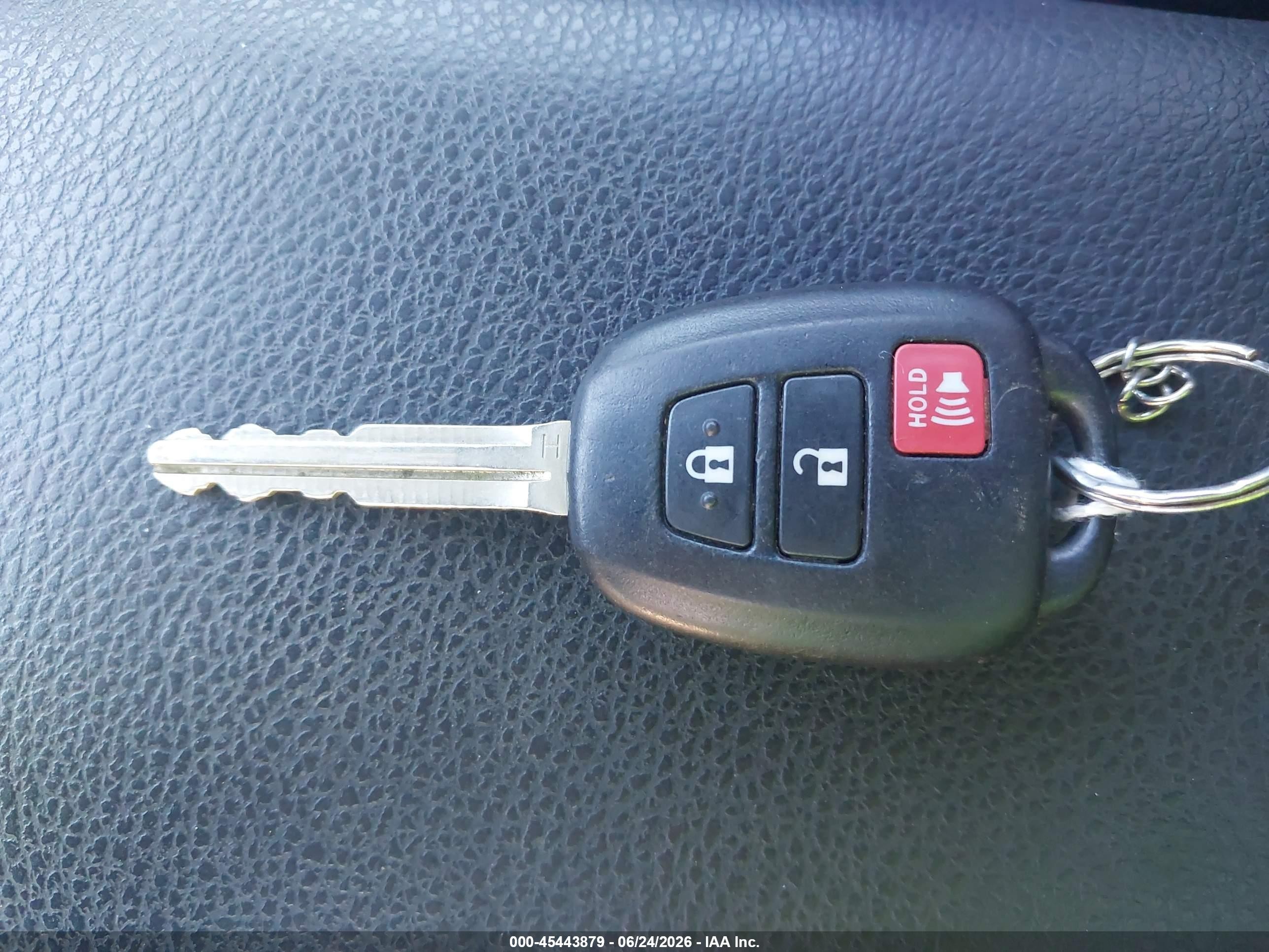2013 Toyota Rav4 Le Green vin: 2T3BFREV9DW098401
