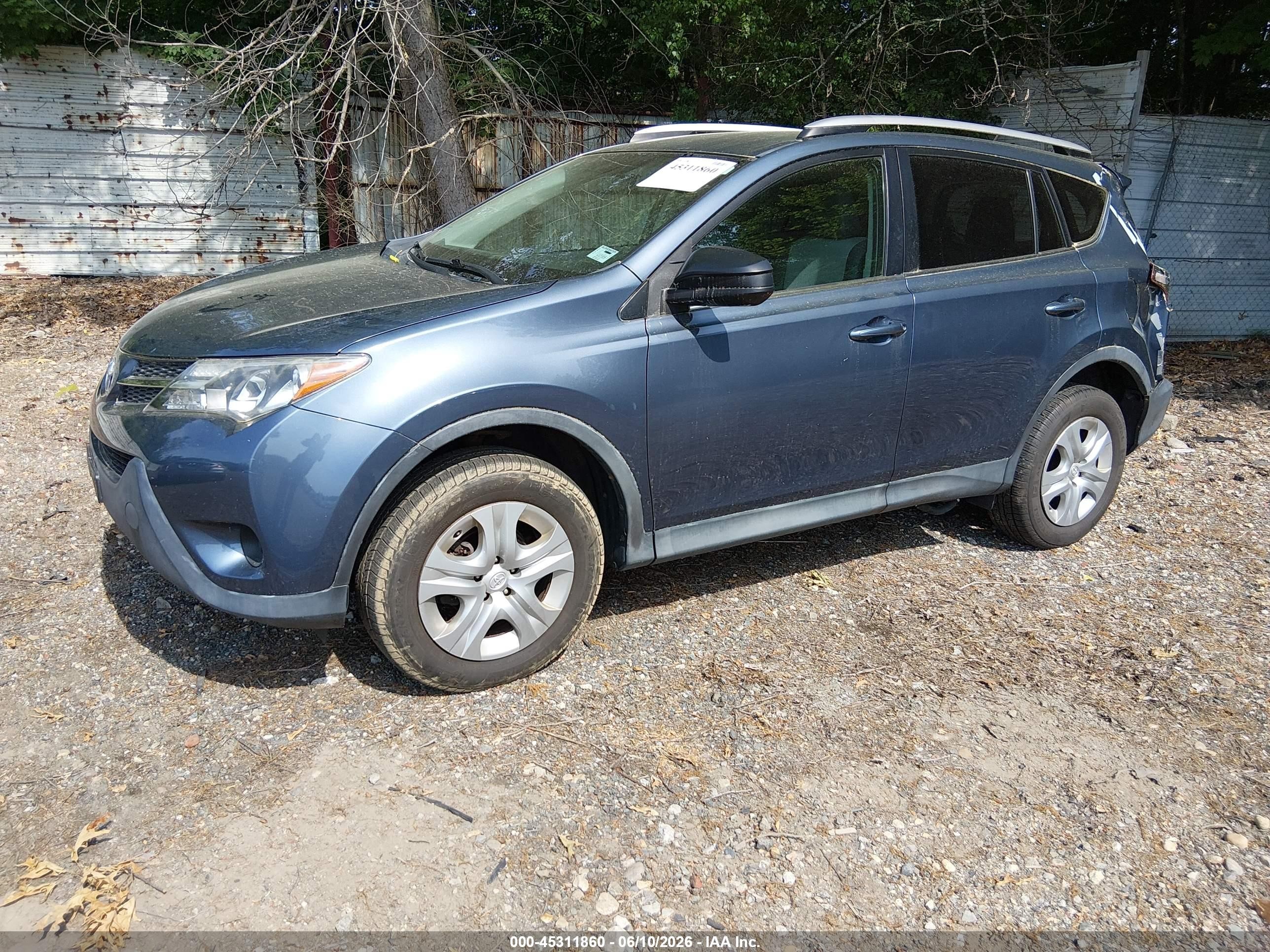 2013 Toyota Rav4 Le Dark Blue vin: 2T3BFREV9DW103421