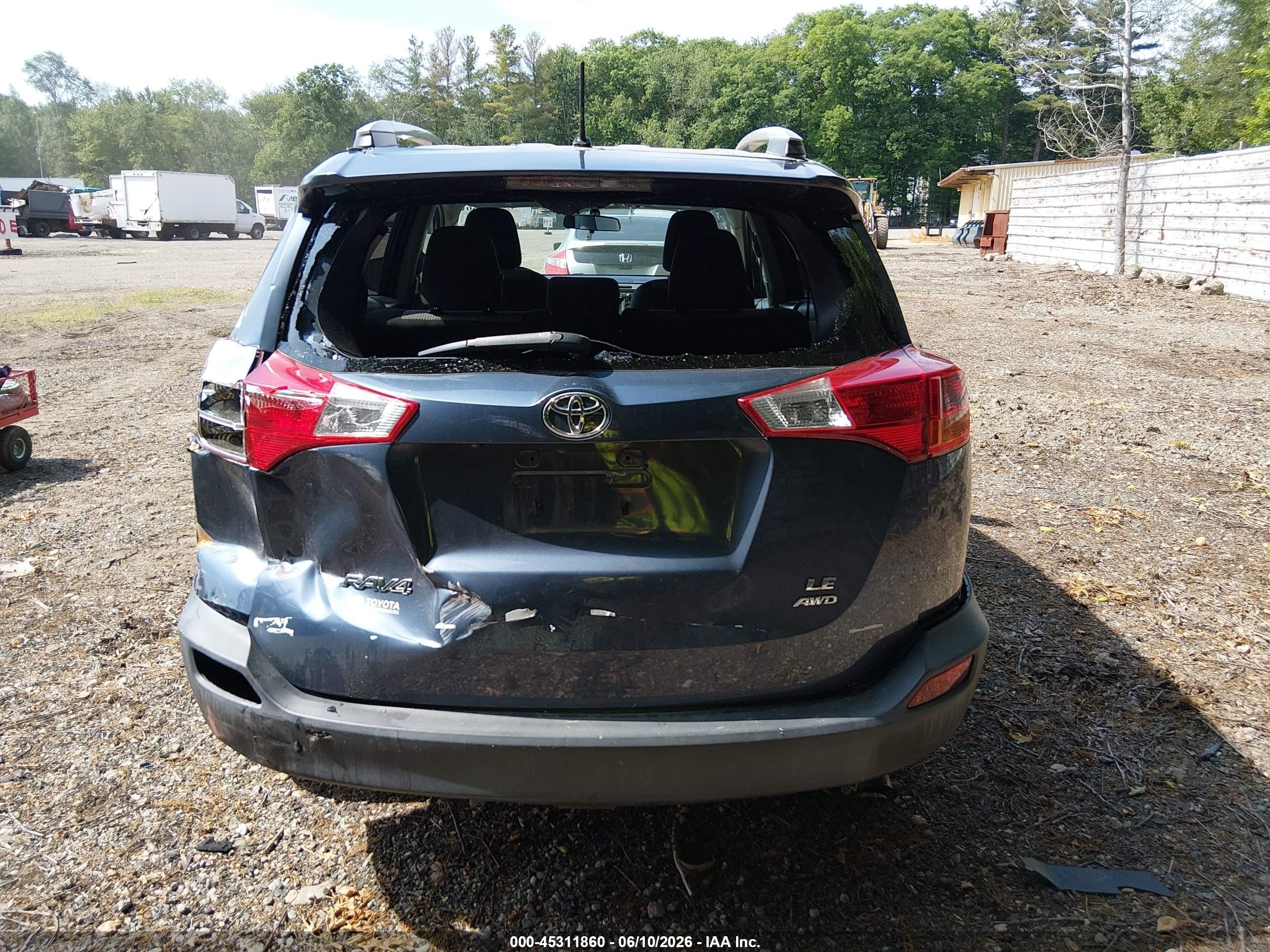 2013 Toyota Rav4 Le Dark Blue vin: 2T3BFREV9DW103421