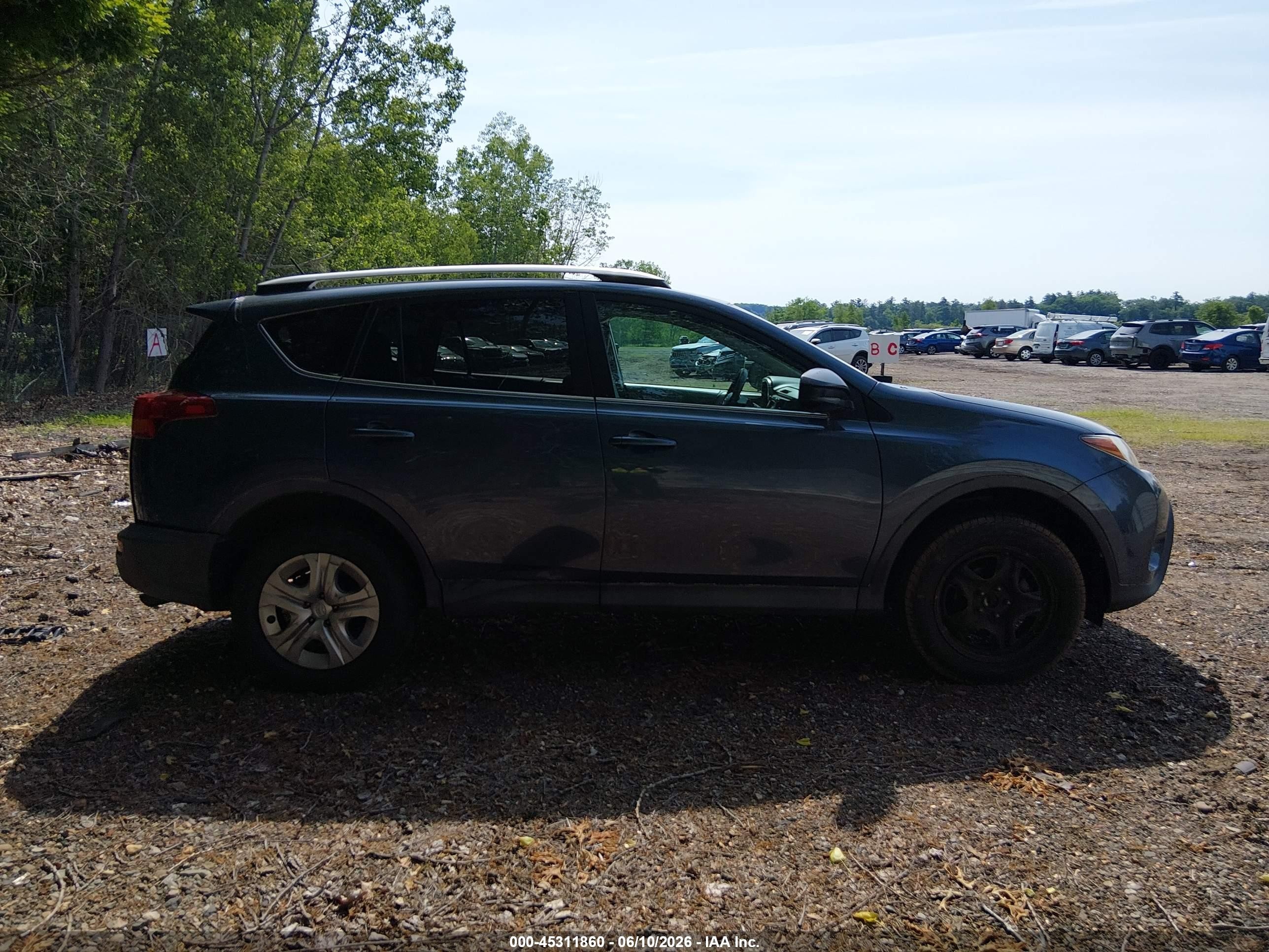 2013 Toyota Rav4 Le Dark Blue vin: 2T3BFREV9DW103421