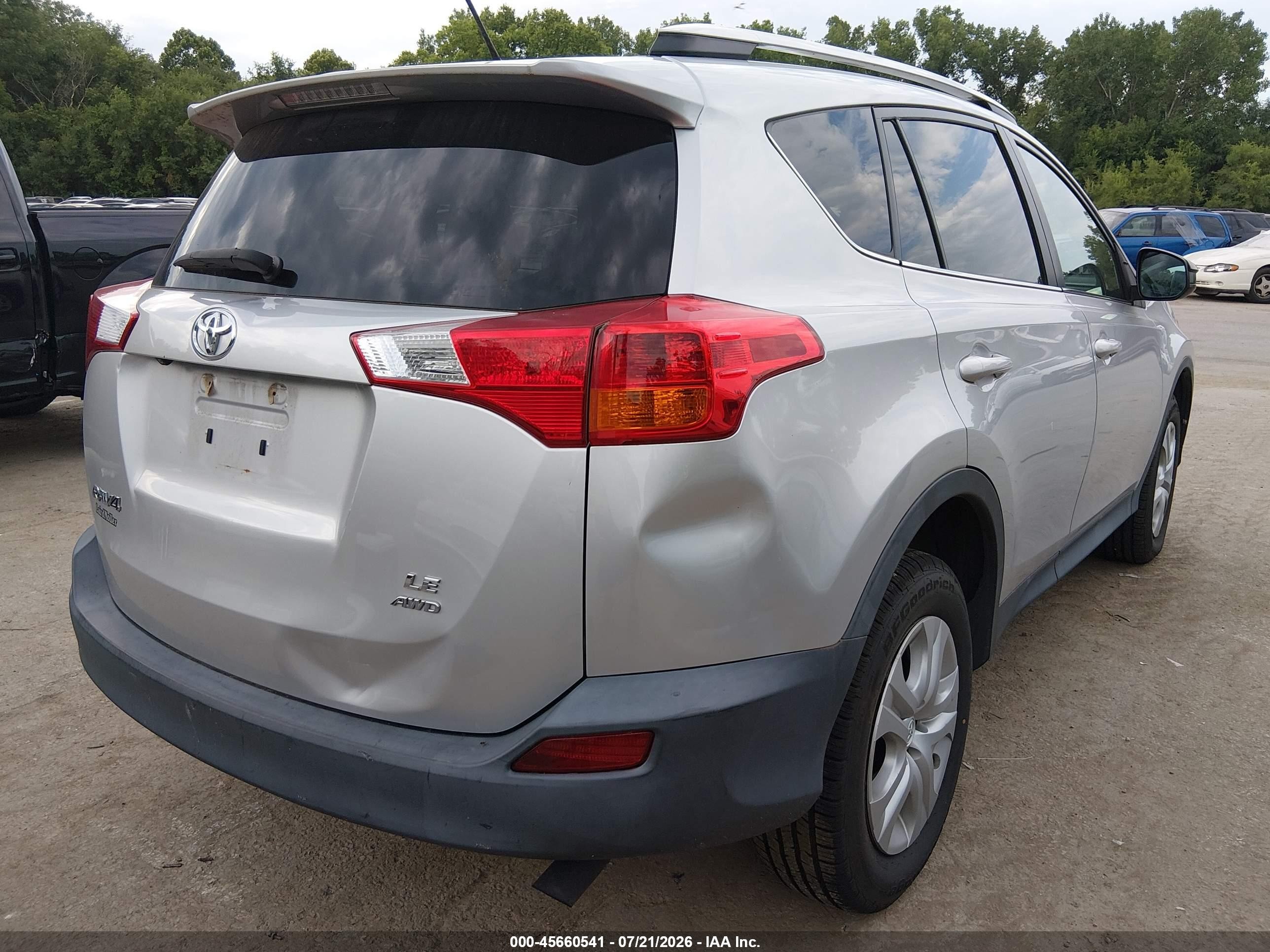 2013 Toyota Rav4 Le Silver vin: 2T3BFREV9DW122115
