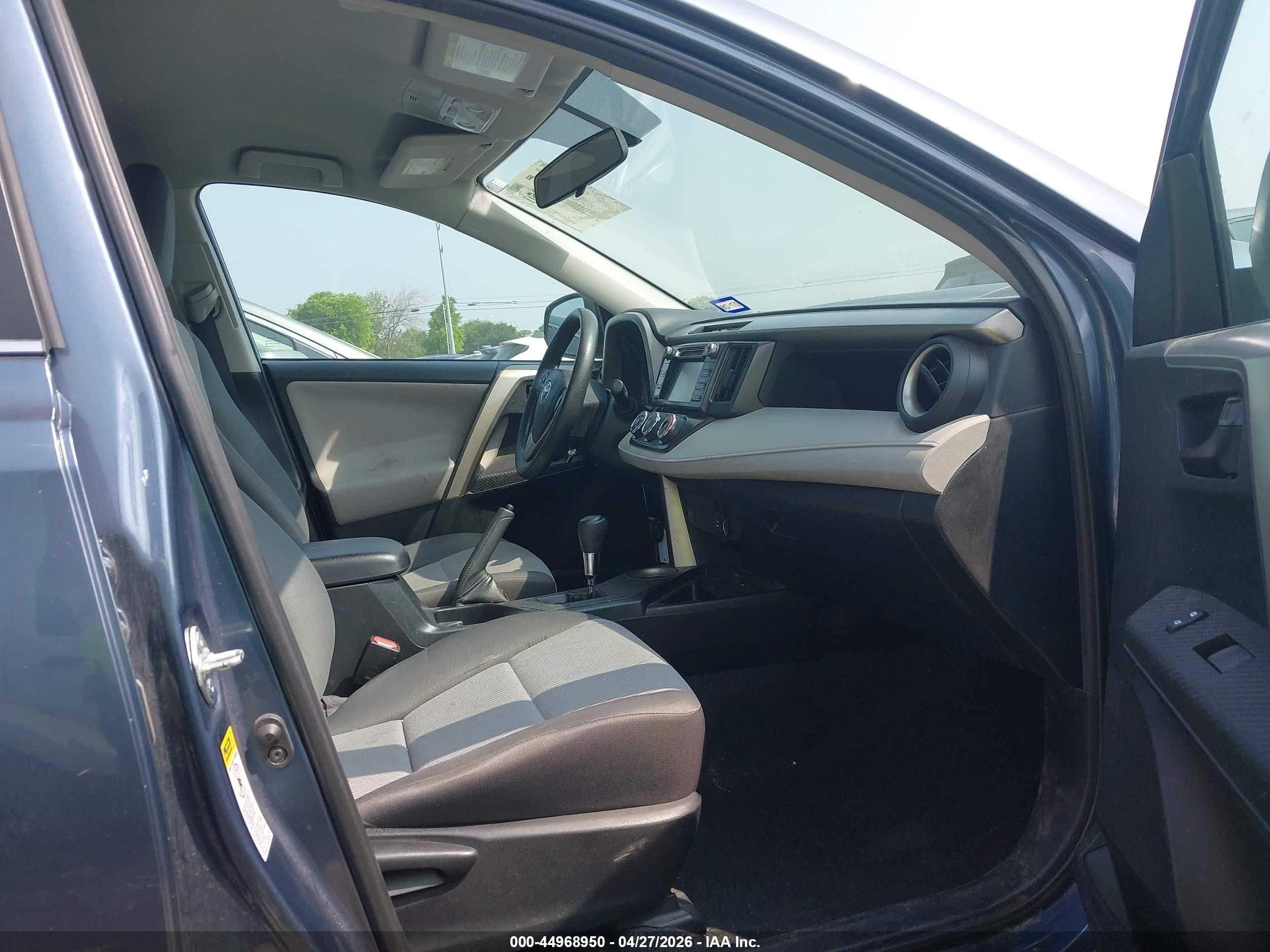 2014 Toyota Rav4 Le Blue vin: 2T3BFREV9EW173549