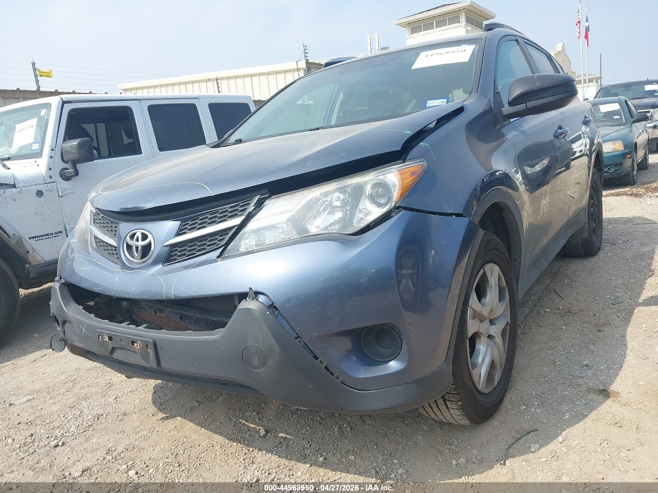 2014 Toyota Rav4 Le Blue vin: 2T3BFREV9EW173549