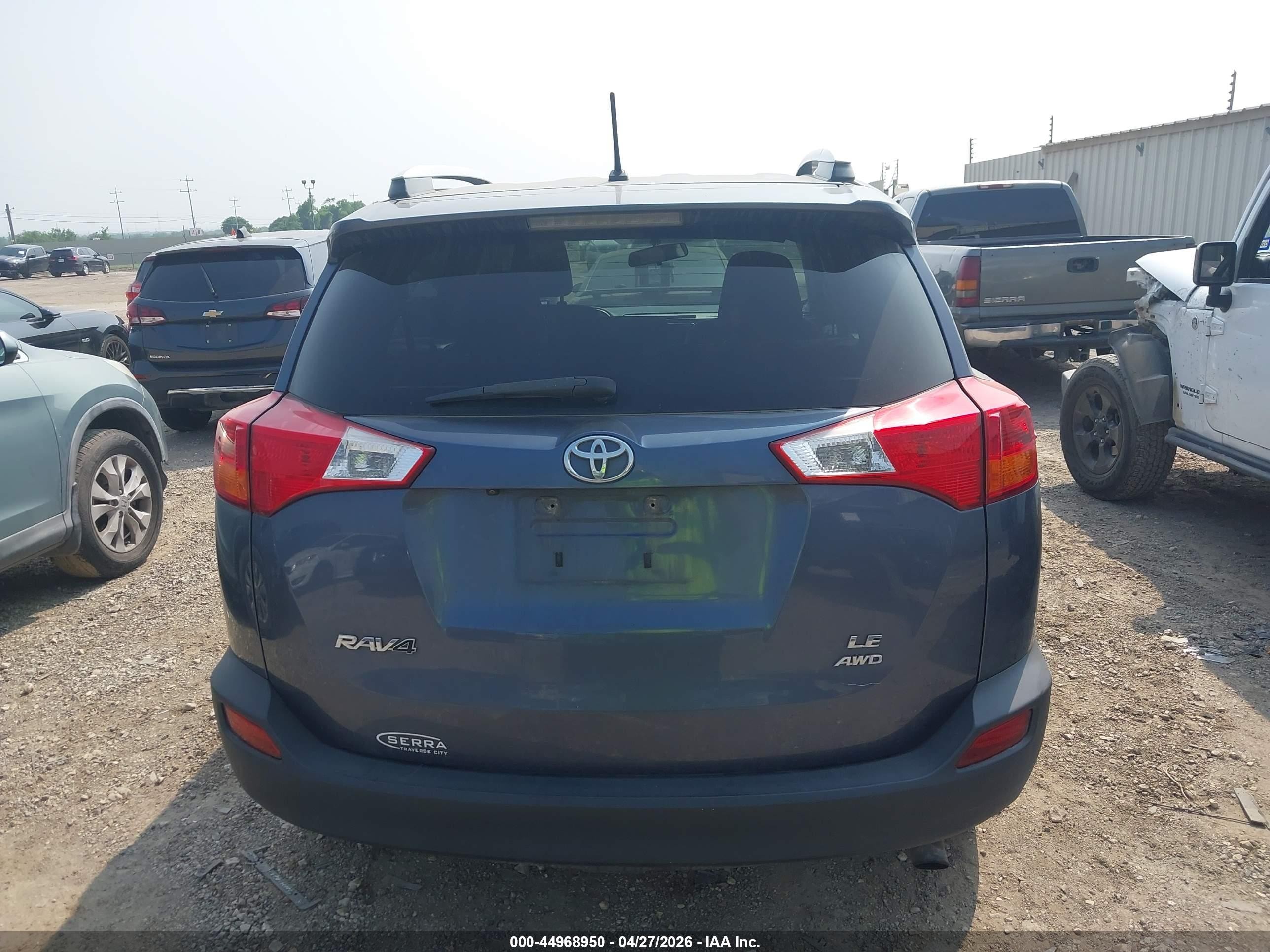 2014 Toyota Rav4 Le Blue vin: 2T3BFREV9EW173549