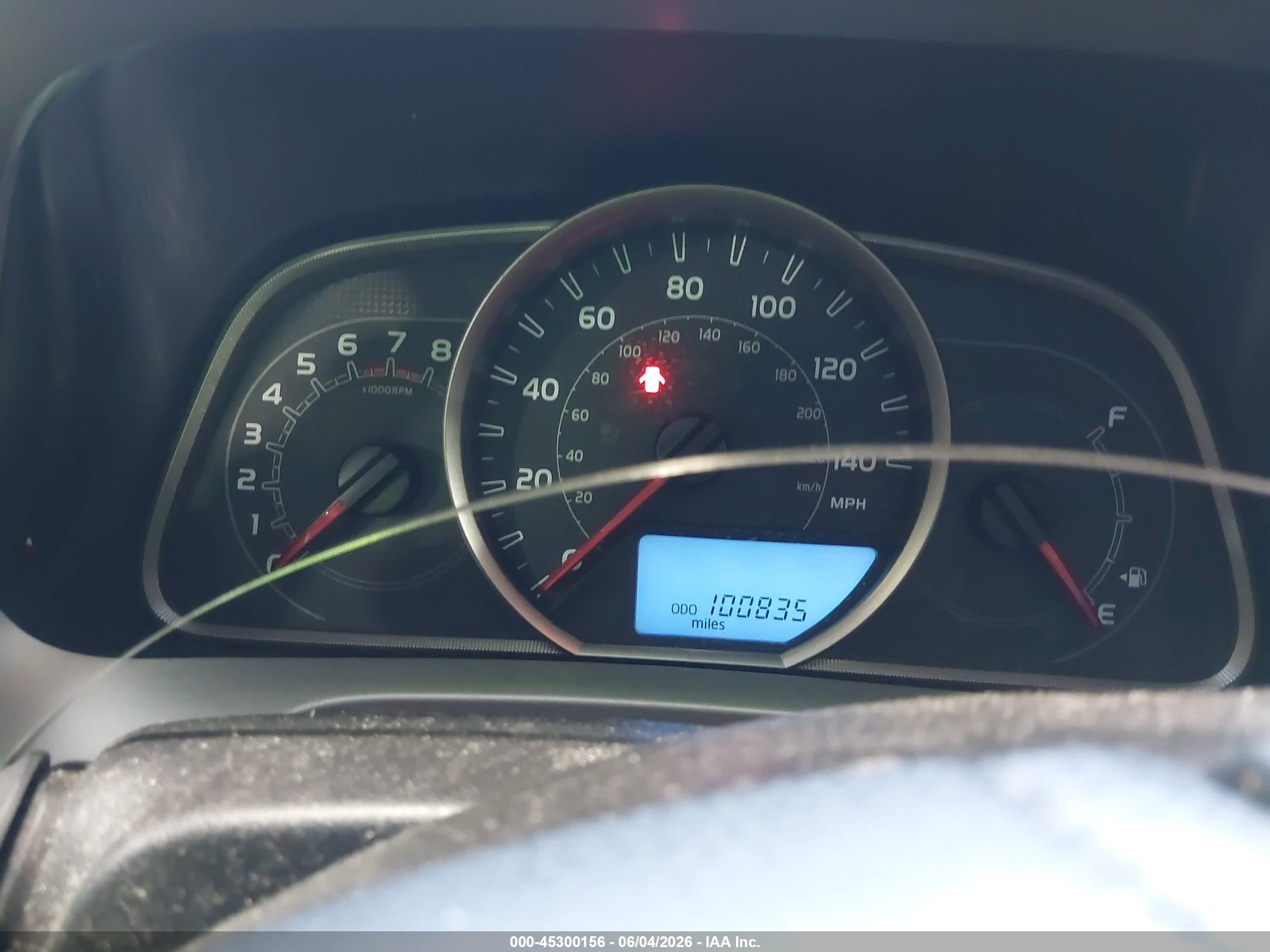 2015 Toyota Rav4 Le Gray vin: 2T3BFREV9FW260885