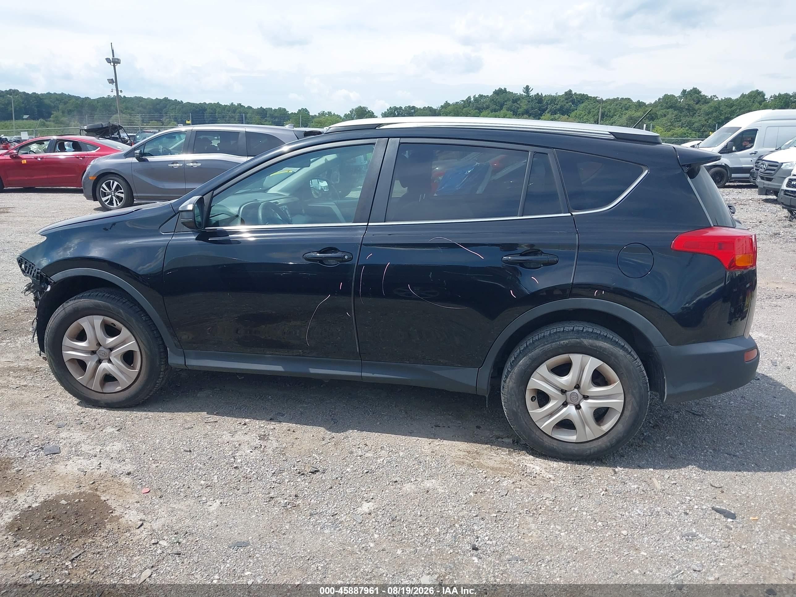 2015 Toyota Rav4 Le Черный vin: 2T3BFREV9FW340770