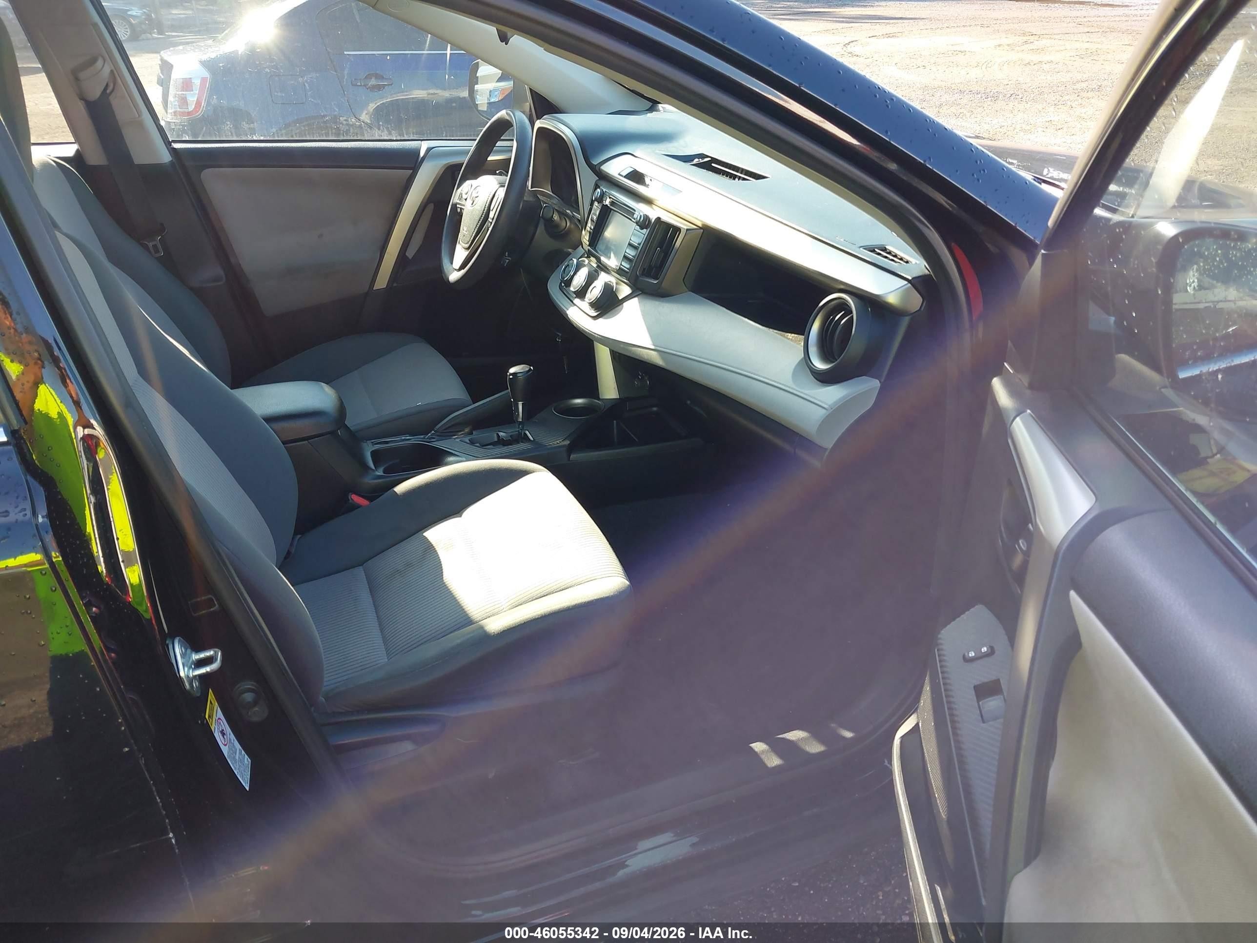 2015 Toyota Rav4 Le Черный vin: 2T3BFREV9FW391282