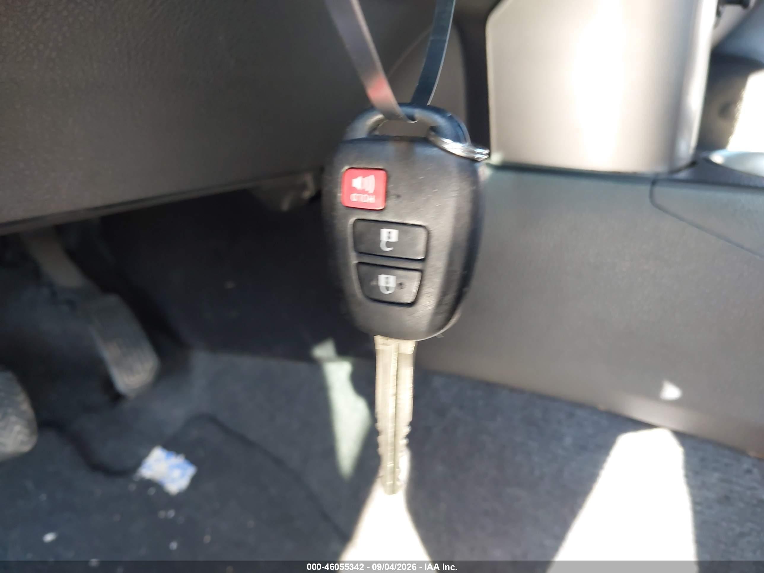2015 Toyota Rav4 Le Черный vin: 2T3BFREV9FW391282