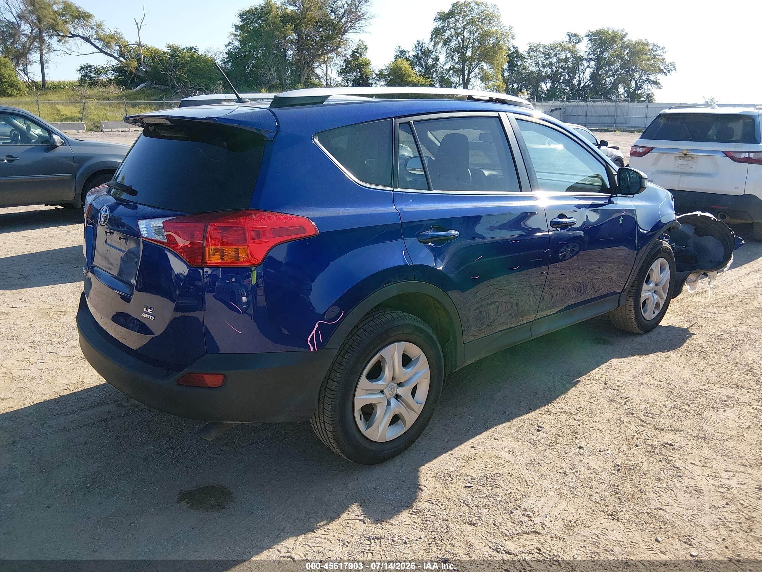 2015 Toyota Rav4 Le Blue vin: 2T3BFREV9FW401910