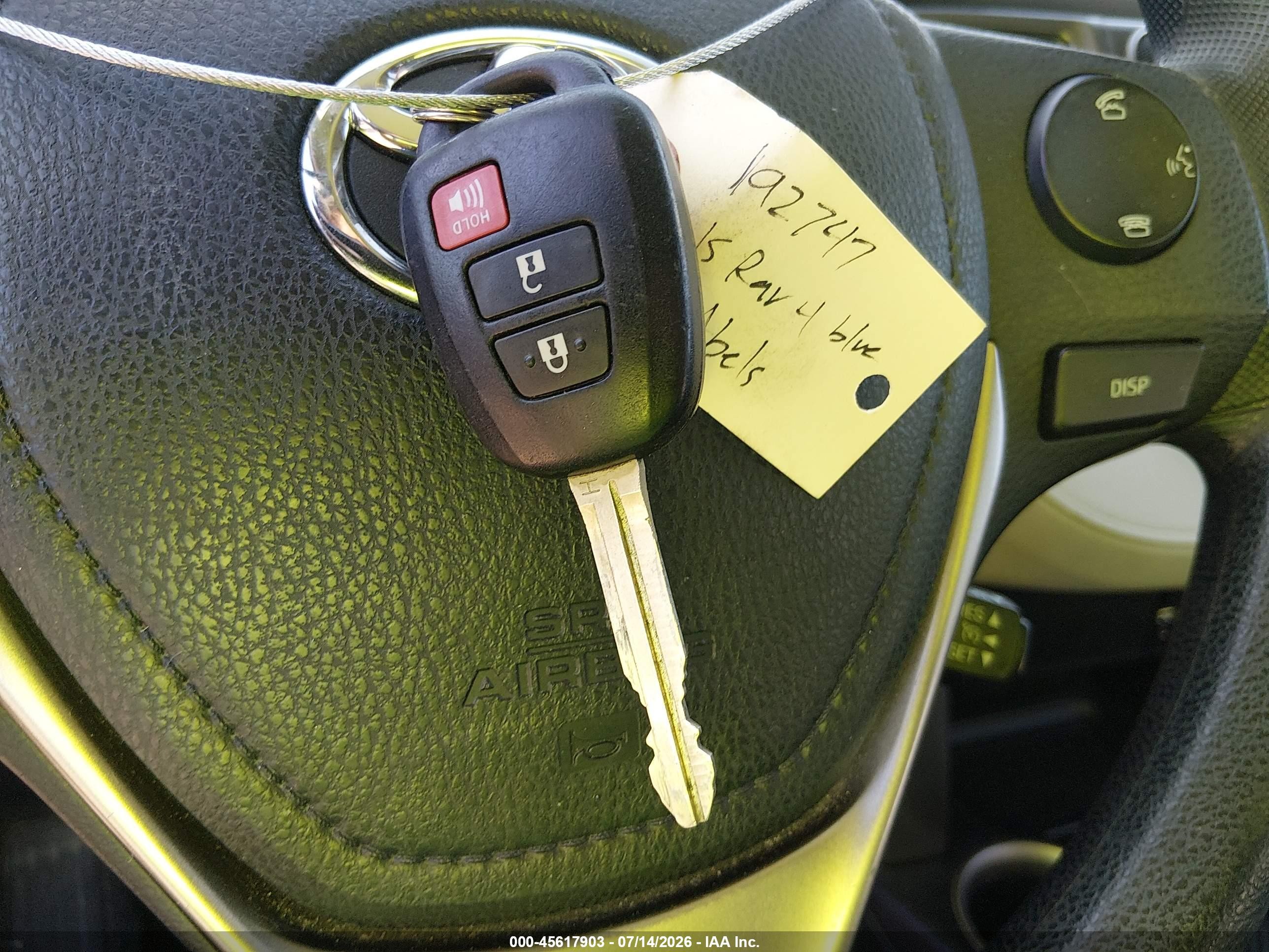 2015 Toyota Rav4 Le Blue vin: 2T3BFREV9FW401910