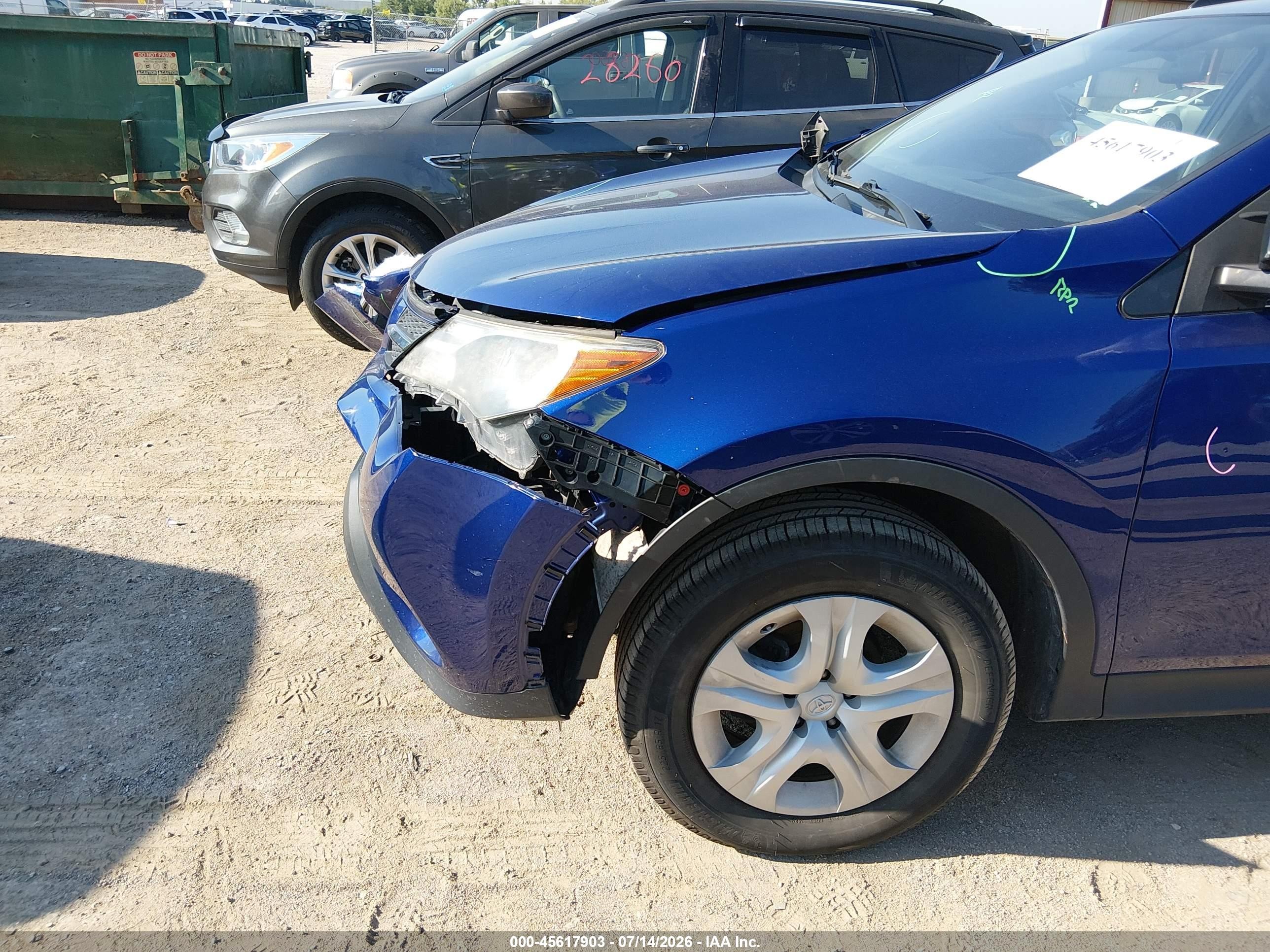 2015 Toyota Rav4 Le Blue vin: 2T3BFREV9FW401910