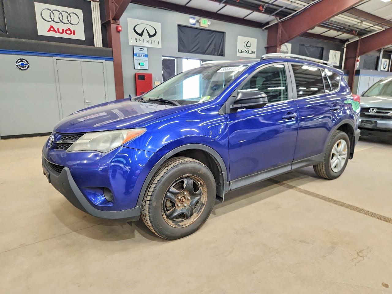 2015 Toyota Rav4 Le Blue vin: 2T3BFREV9FW404015