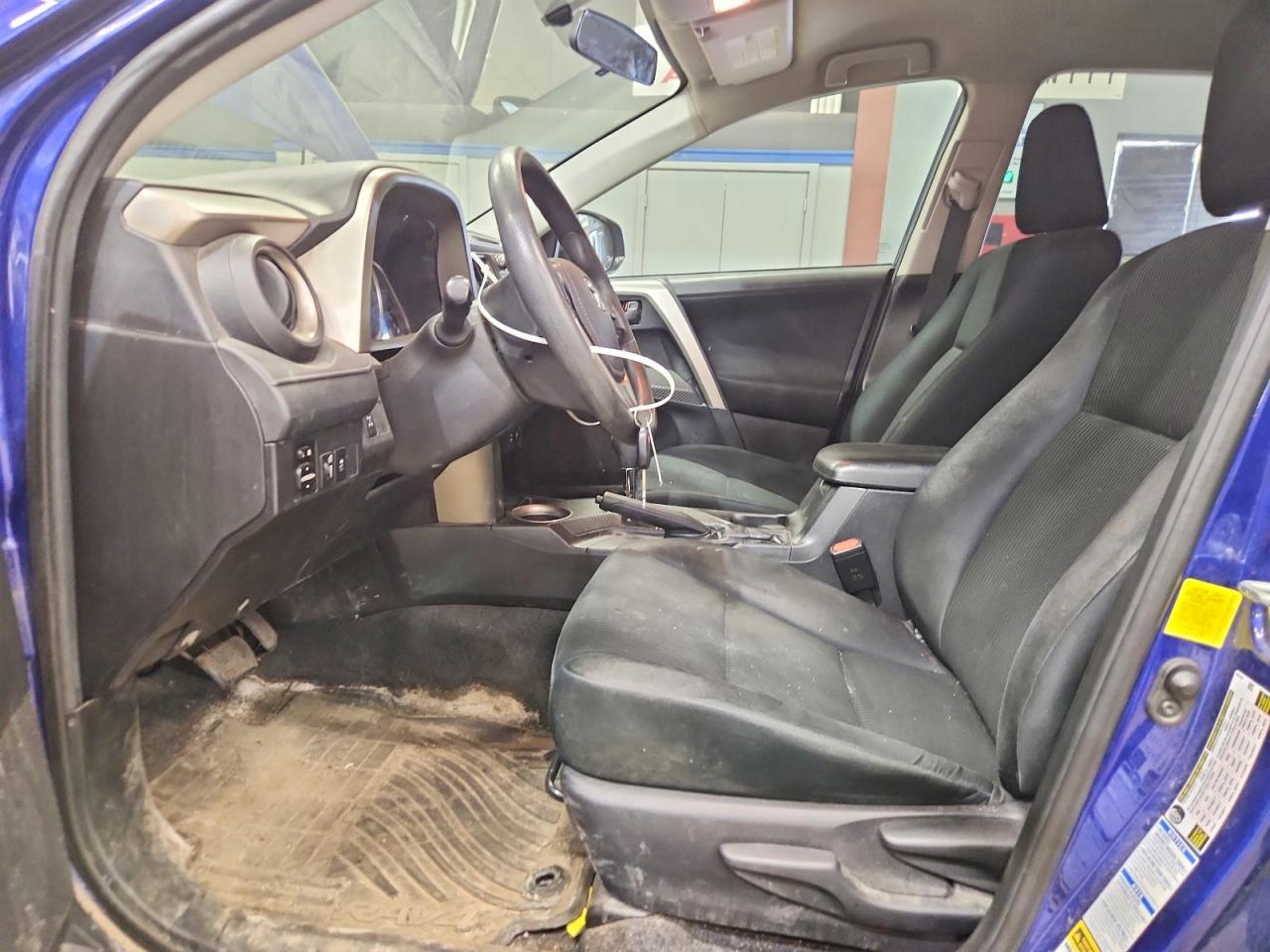 2015 Toyota Rav4 Le Синий vin: 2T3BFREV9FW404015