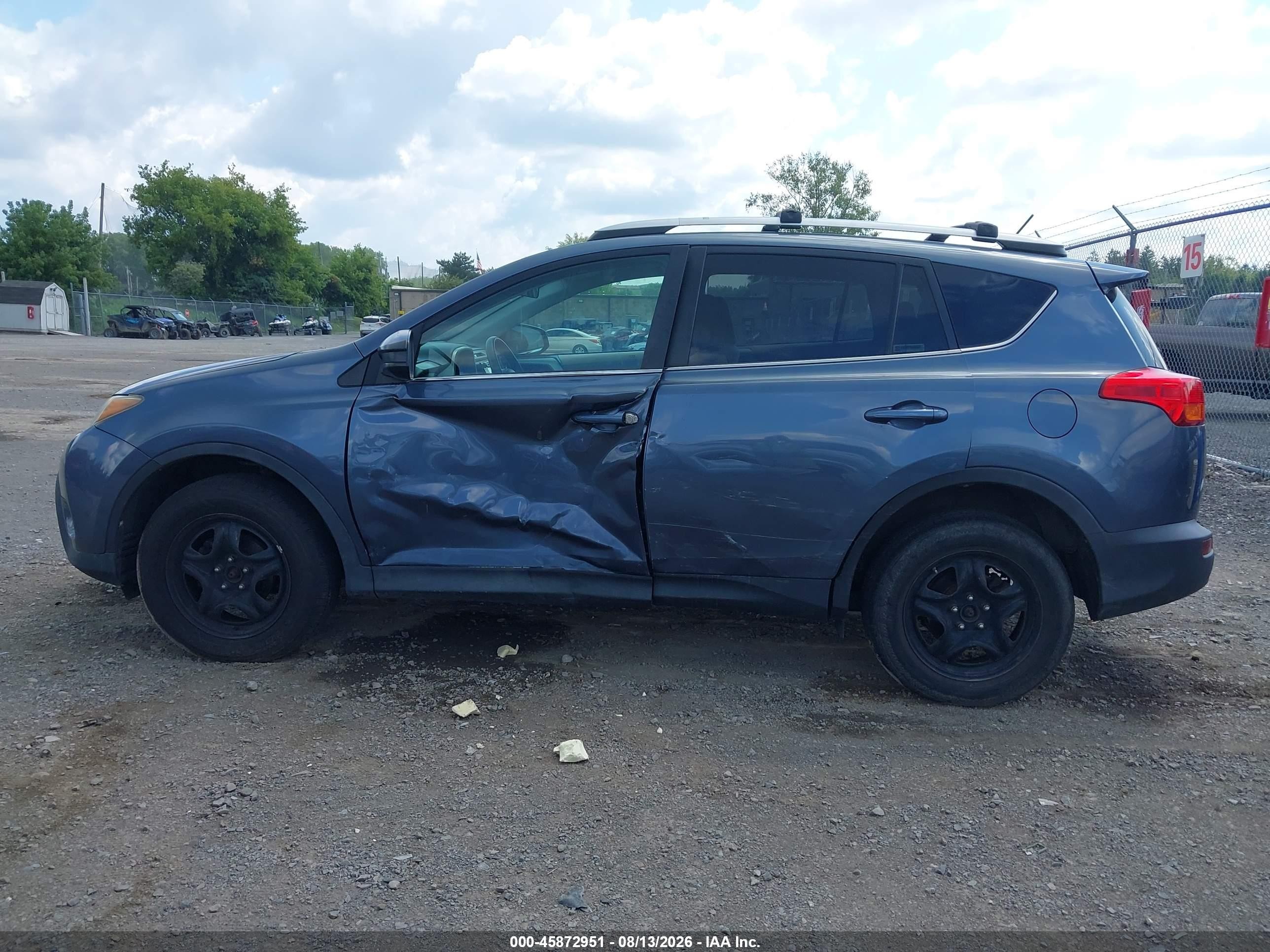 2013 Toyota Rav4 Le Blue vin: 2T3BFREVXDW019771