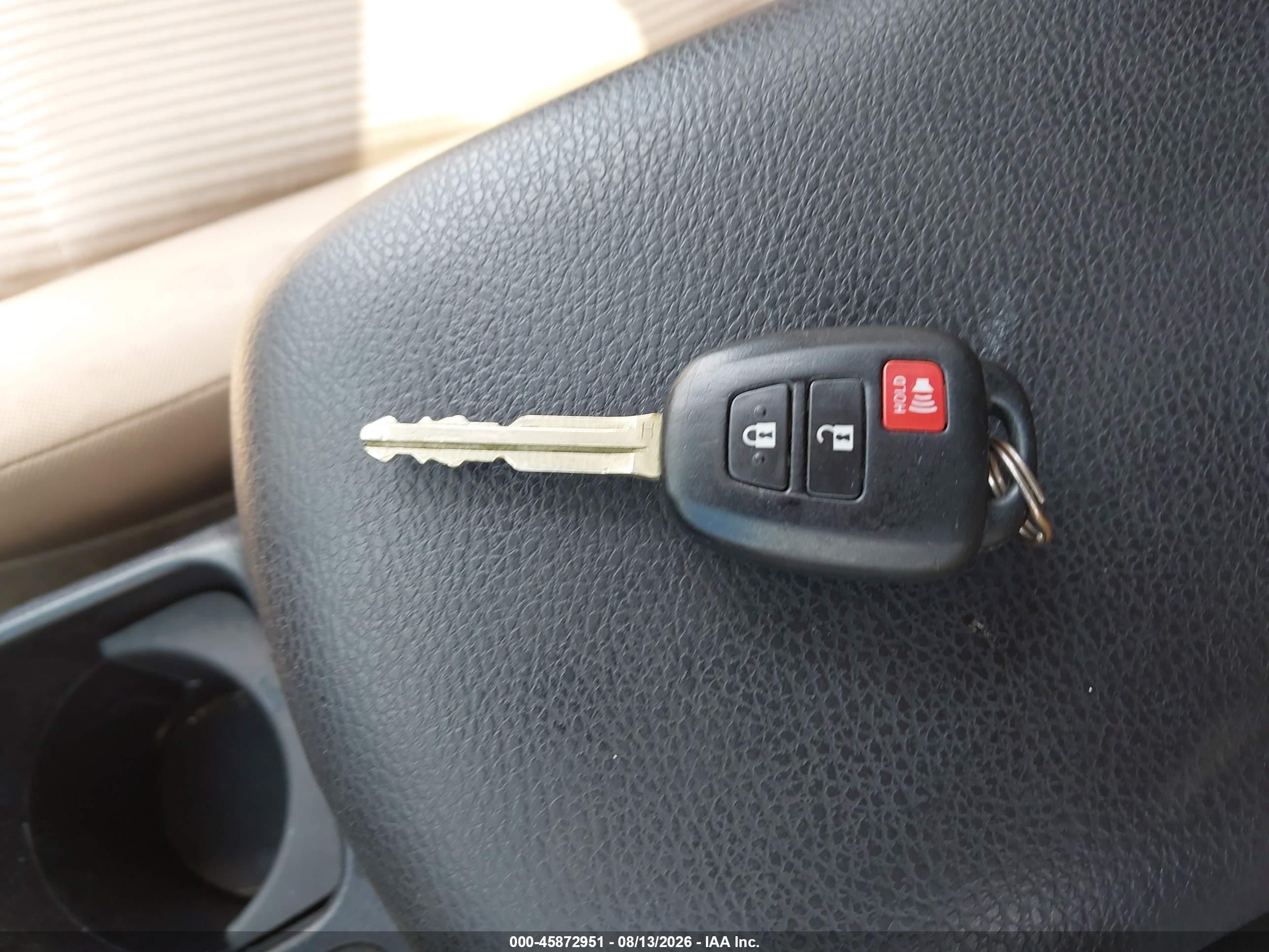 2013 Toyota Rav4 Le Blue vin: 2T3BFREVXDW019771