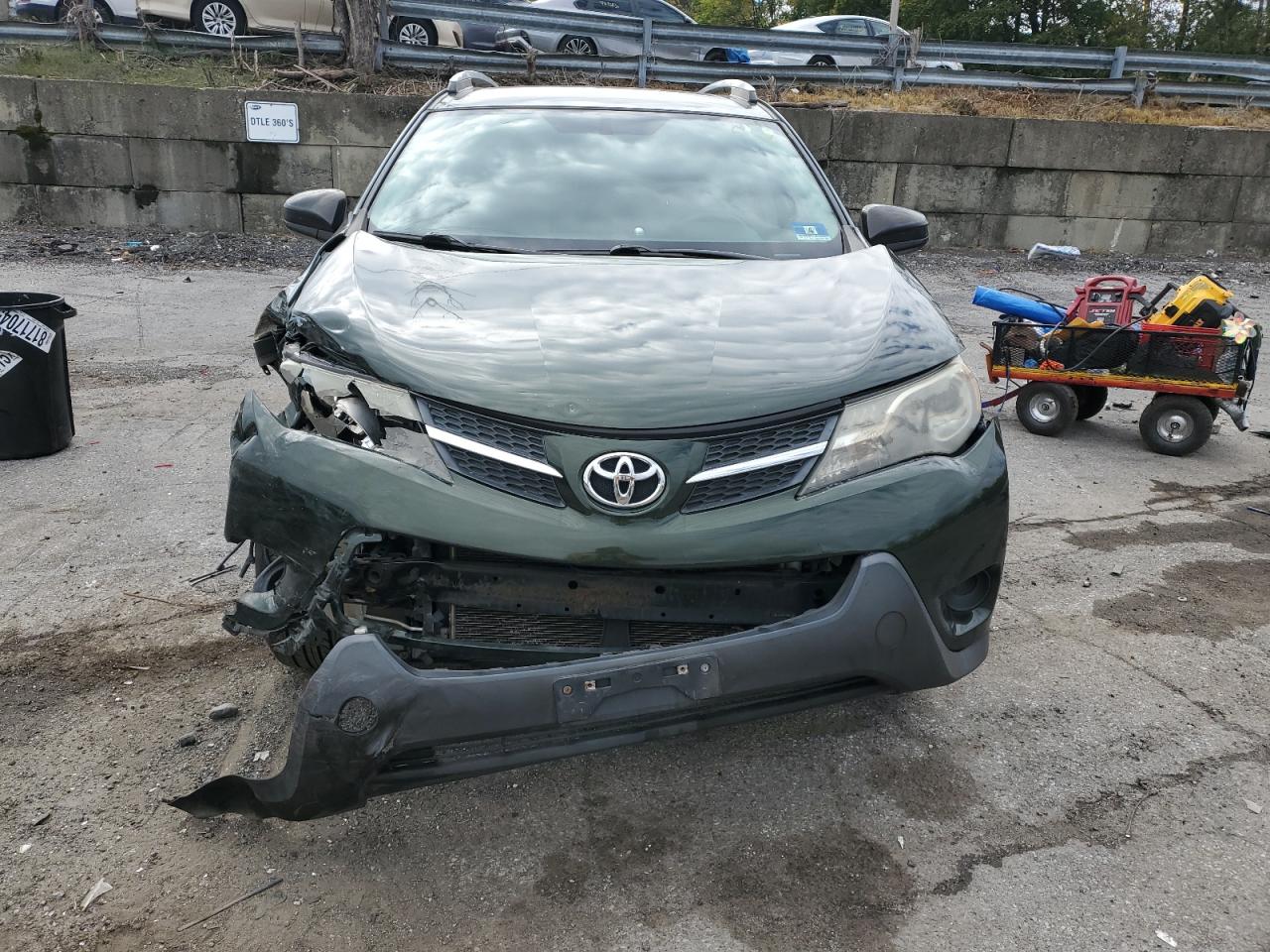 2013 Toyota Rav4 Le Green vin: 2T3BFREVXDW041768