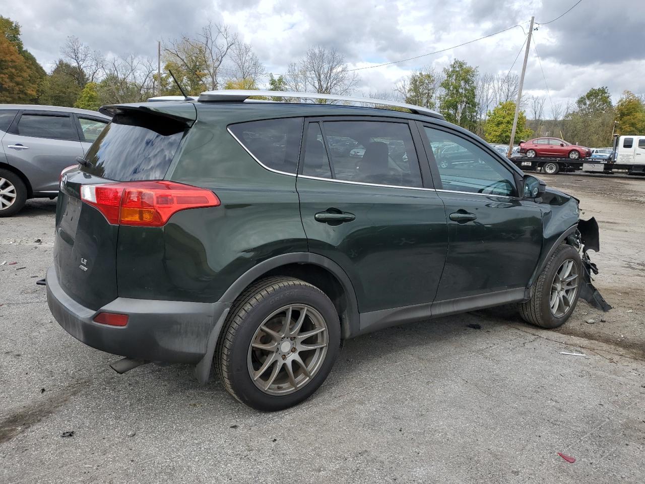 2013 Toyota Rav4 Le Green vin: 2T3BFREVXDW041768