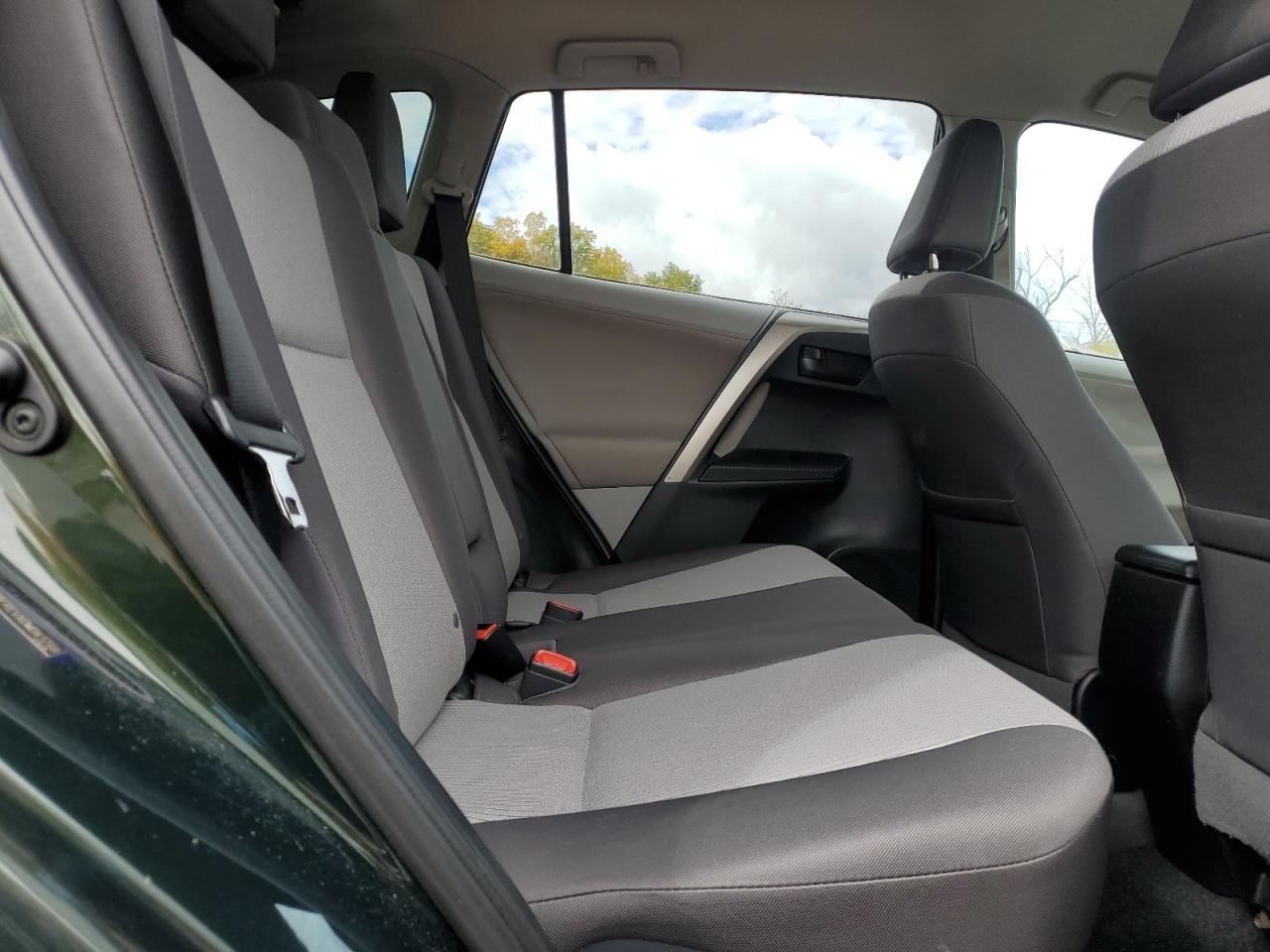 2013 Toyota Rav4 Le Green vin: 2T3BFREVXDW041768