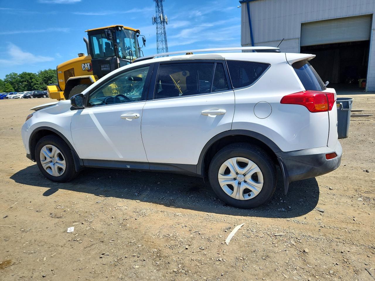 2013 Toyota Rav4 Le White vin: 2T3BFREVXDW115660