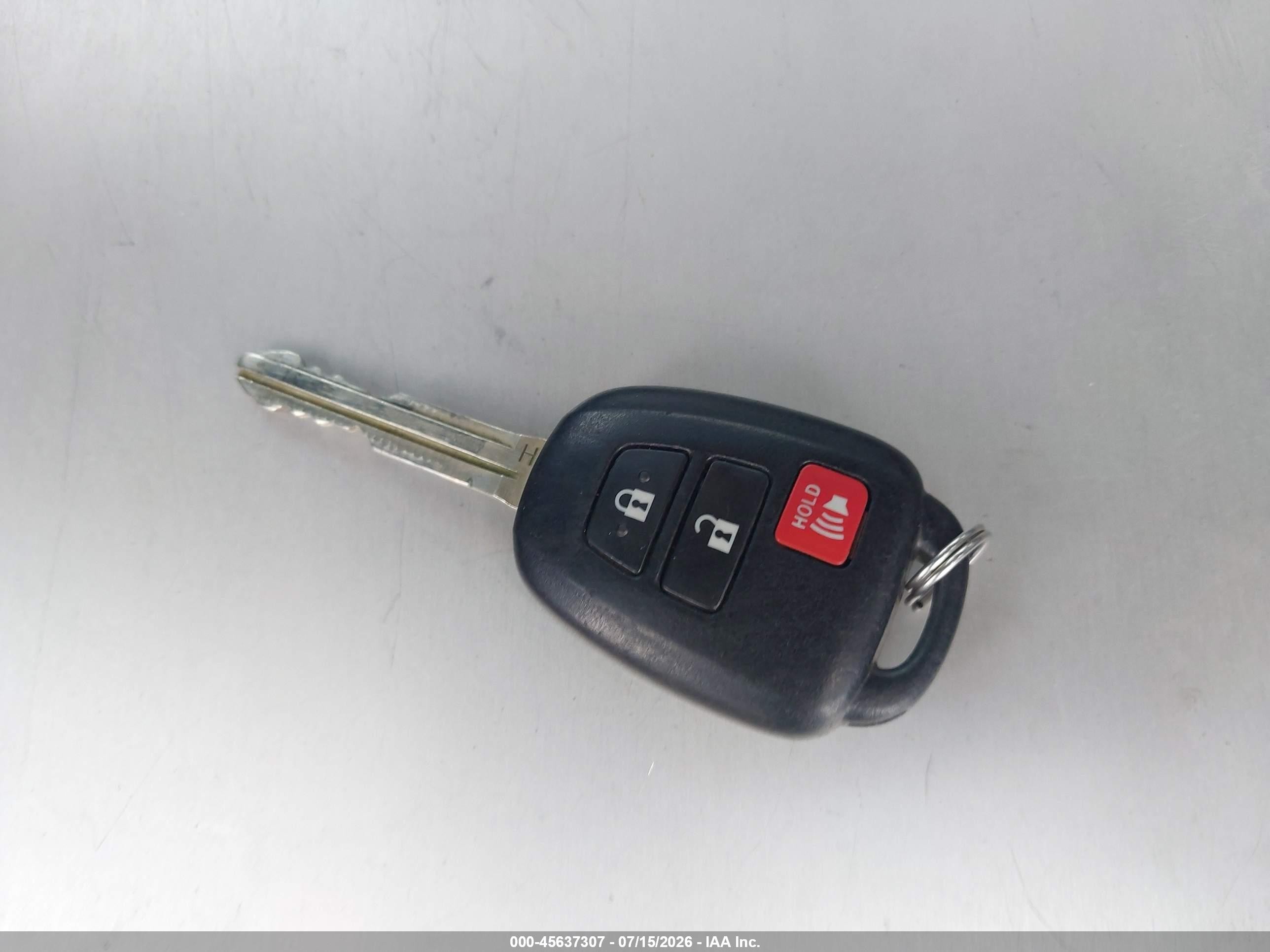 2014 Toyota Rav4 Le Silver vin: 2T3BFREVXEW146909