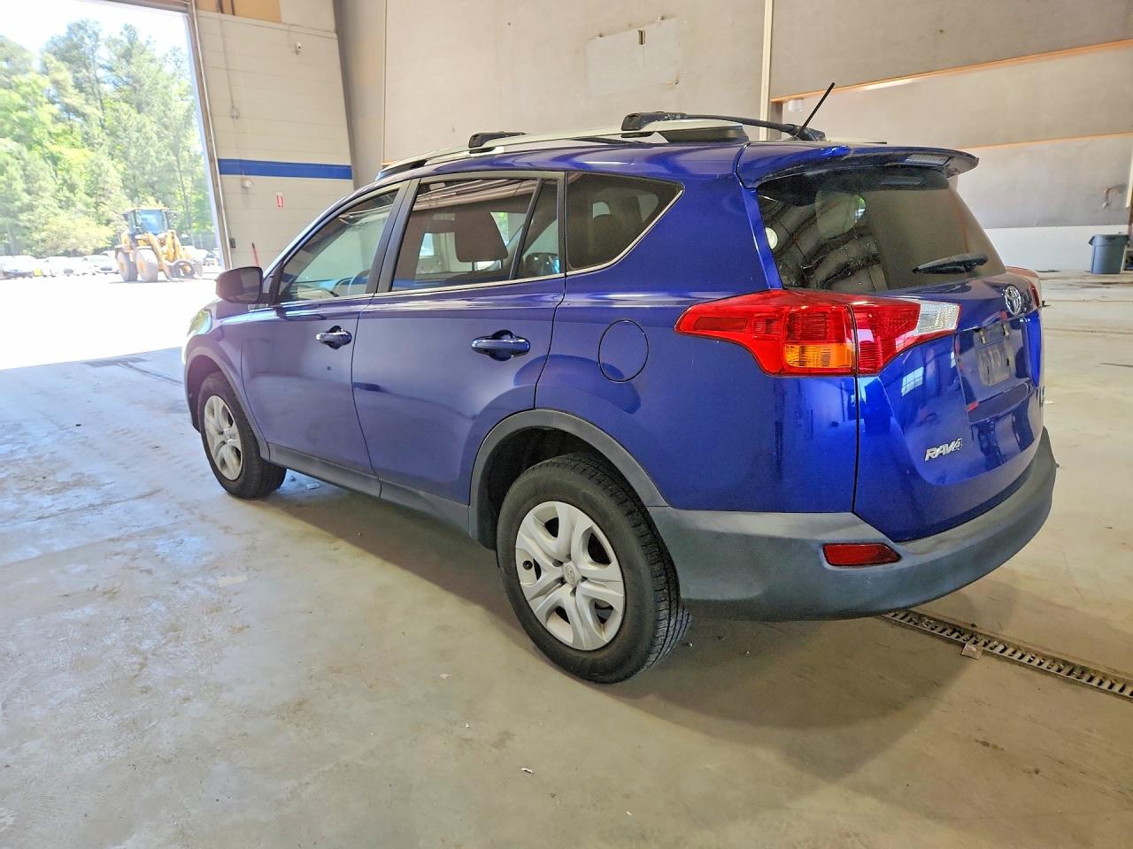 2015 Toyota Rav4 Le Blue vin: 2T3BFREVXFW404590