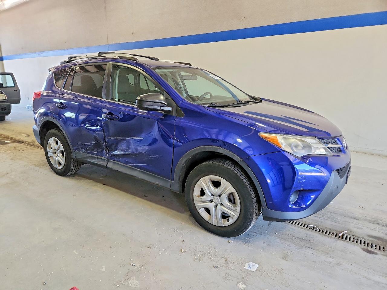 2015 Toyota Rav4 Le Blue vin: 2T3BFREVXFW404590