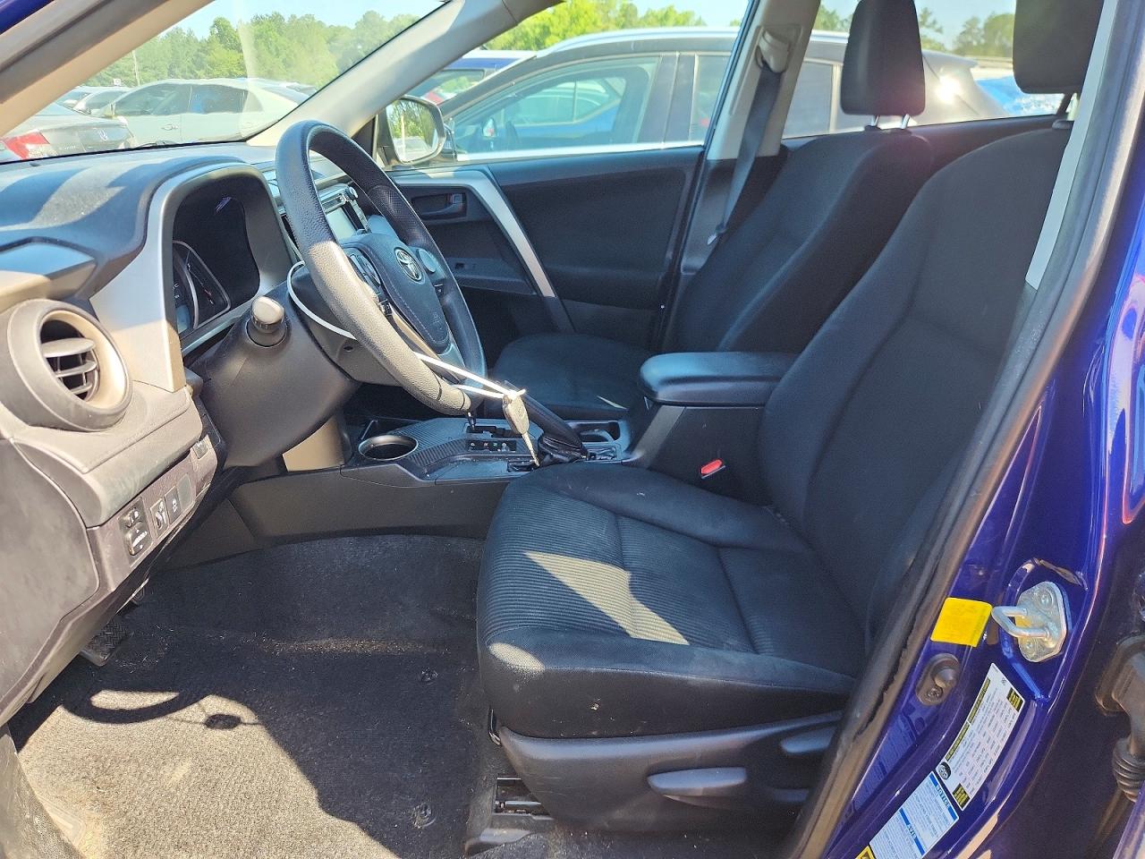 2015 Toyota Rav4 Le Blue vin: 2T3BFREVXFW404590