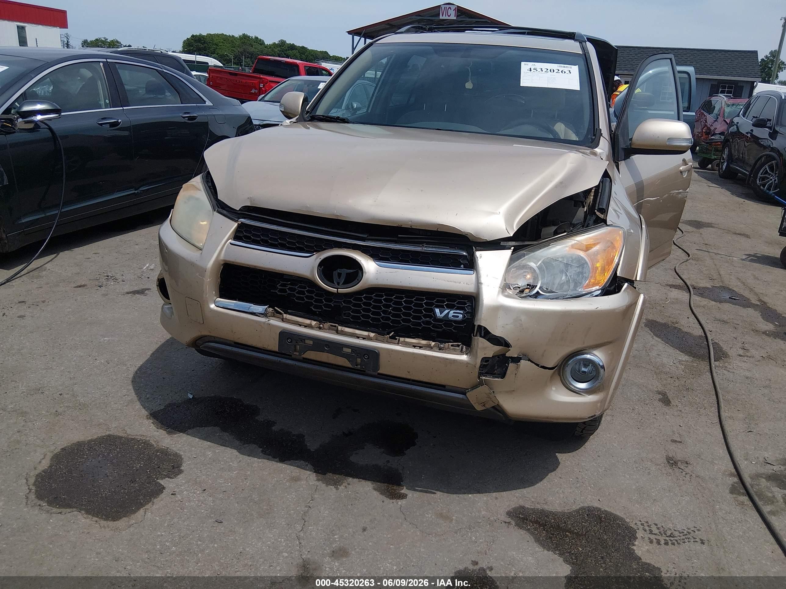2009 Toyota Rav4 Limited V6 Gold vin: 2T3BK31V29W009533