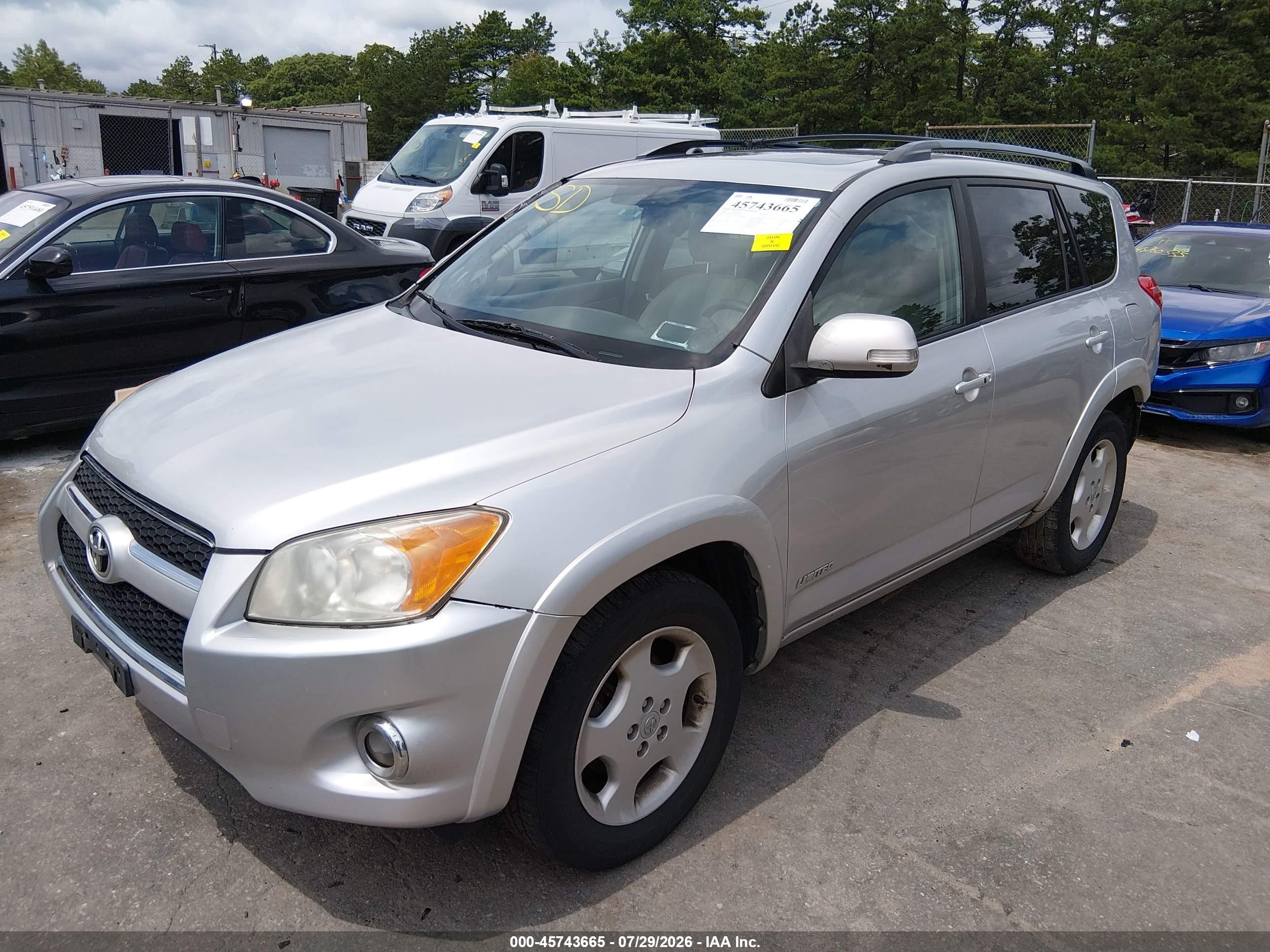 2009 Toyota Rav4 Limited V6 Silver vin: 2T3BK31V59W007677