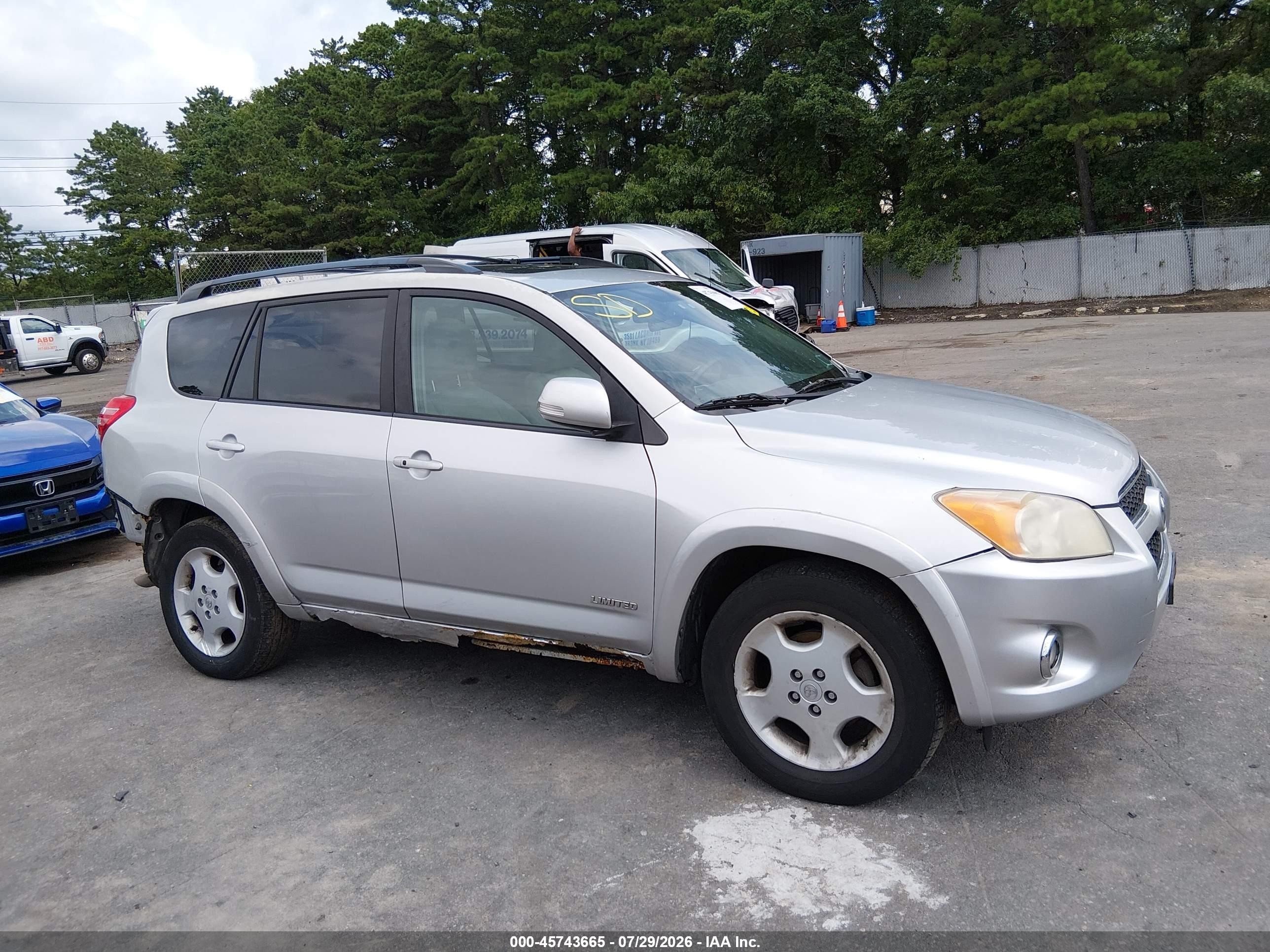 2009 Toyota Rav4 Limited V6 Silver vin: 2T3BK31V59W007677
