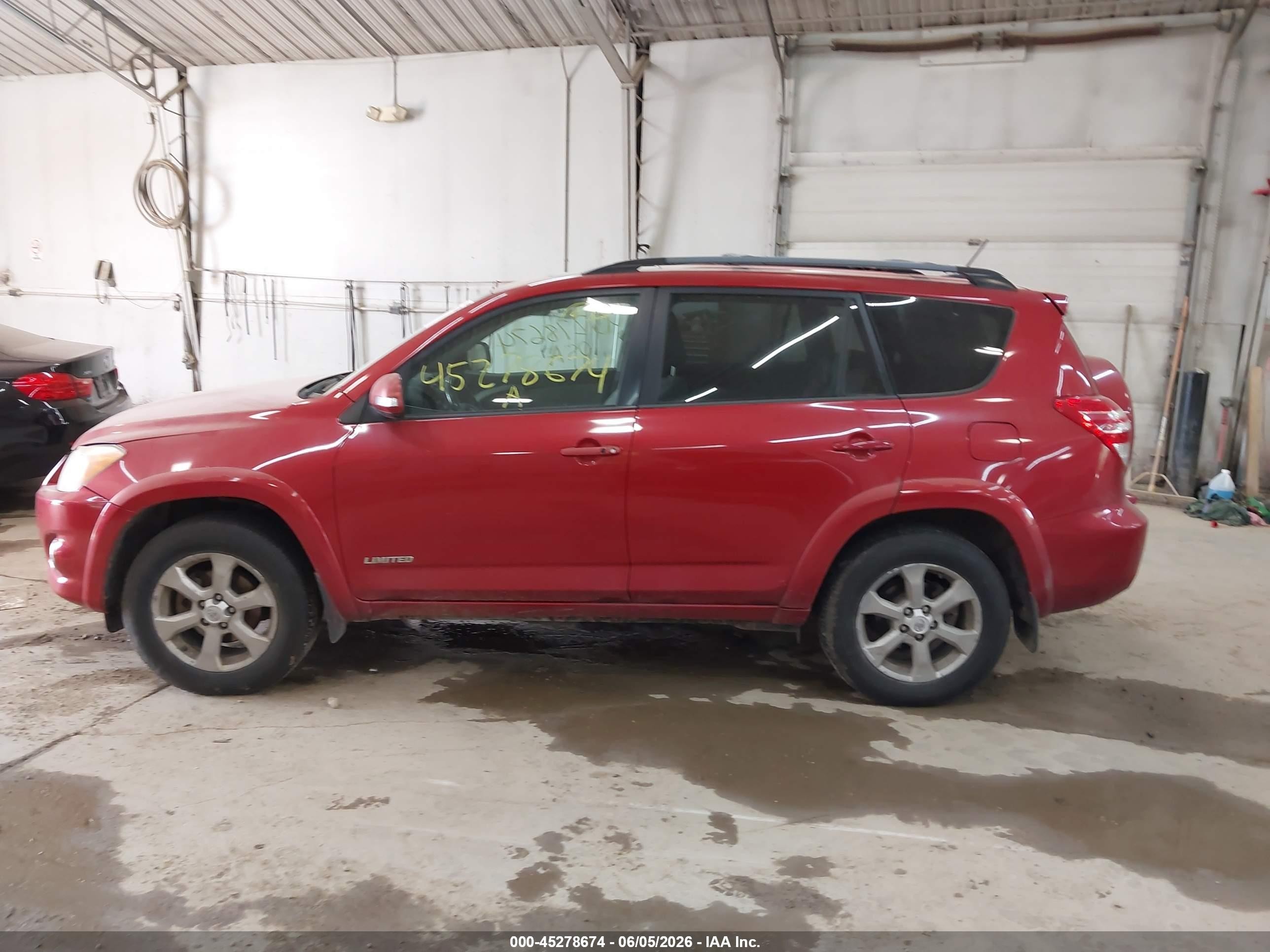 2009 Toyota Rav4 Limited V6 Red vin: 2T3BK31V69W009129