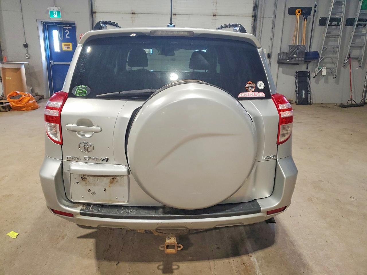 2009 Toyota Rav4 Base Серебряный vin: 2T3BK33V09W007082