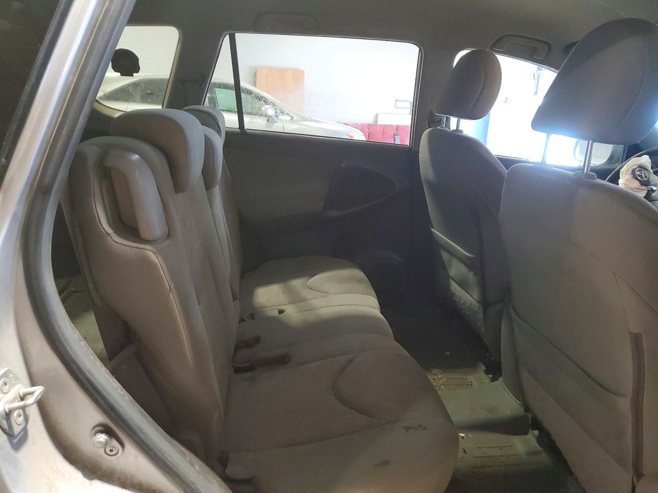 2009 Toyota Rav4 Base Серебряный vin: 2T3BK33V09W007082
