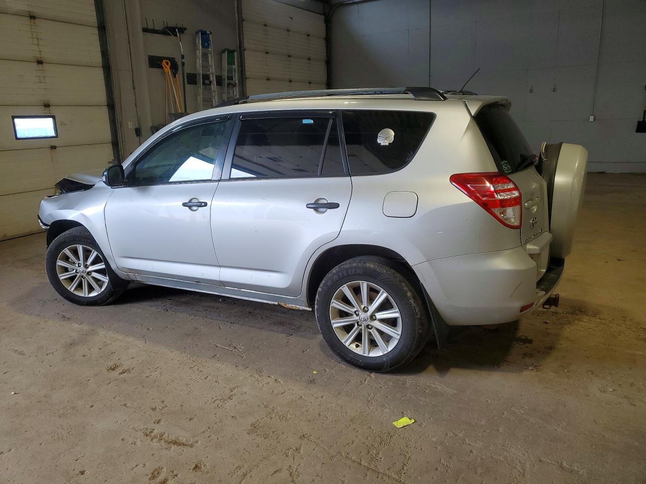 2009 Toyota Rav4 Base Серебряный vin: 2T3BK33V09W007082